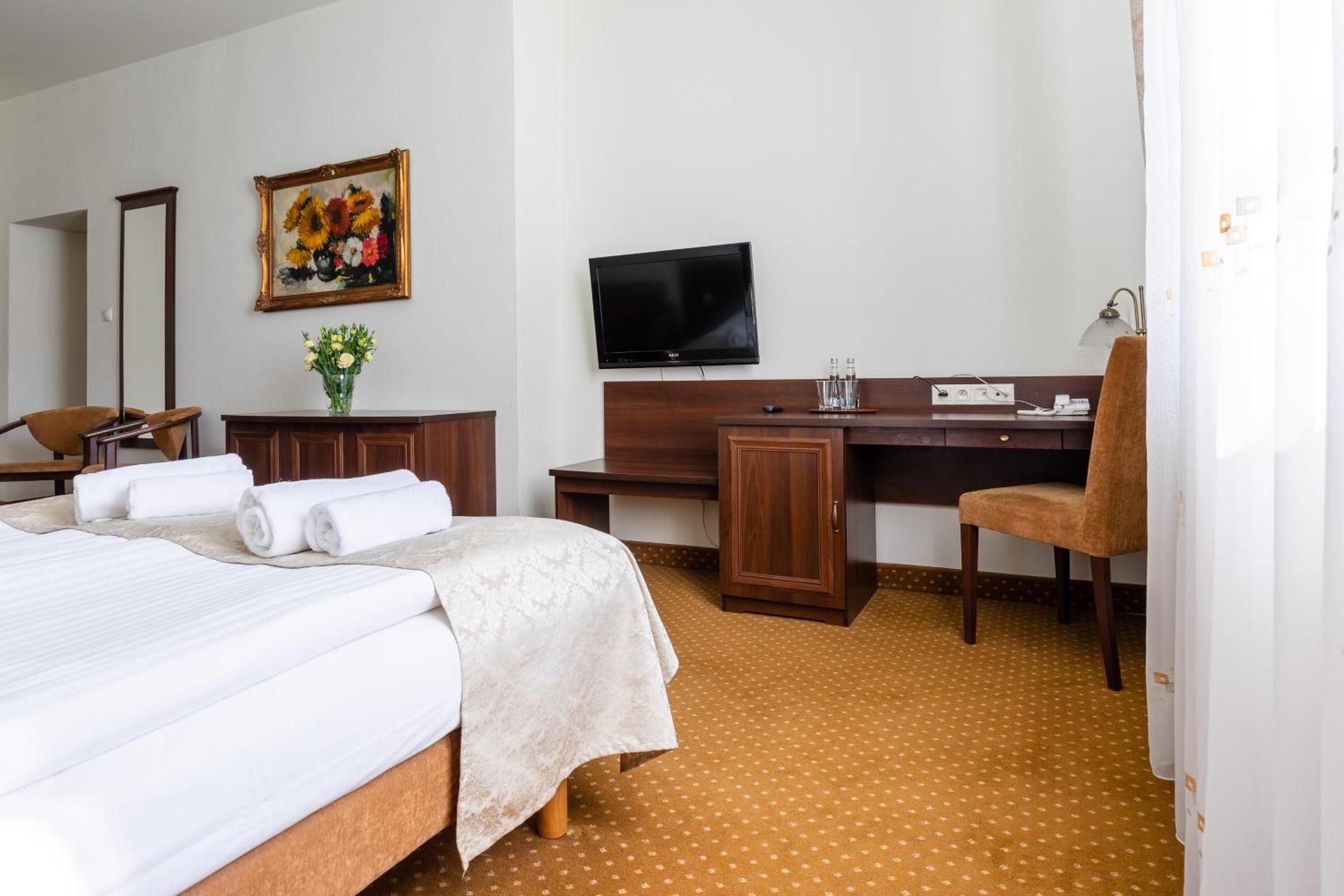 Deluxe Double Room with Bath