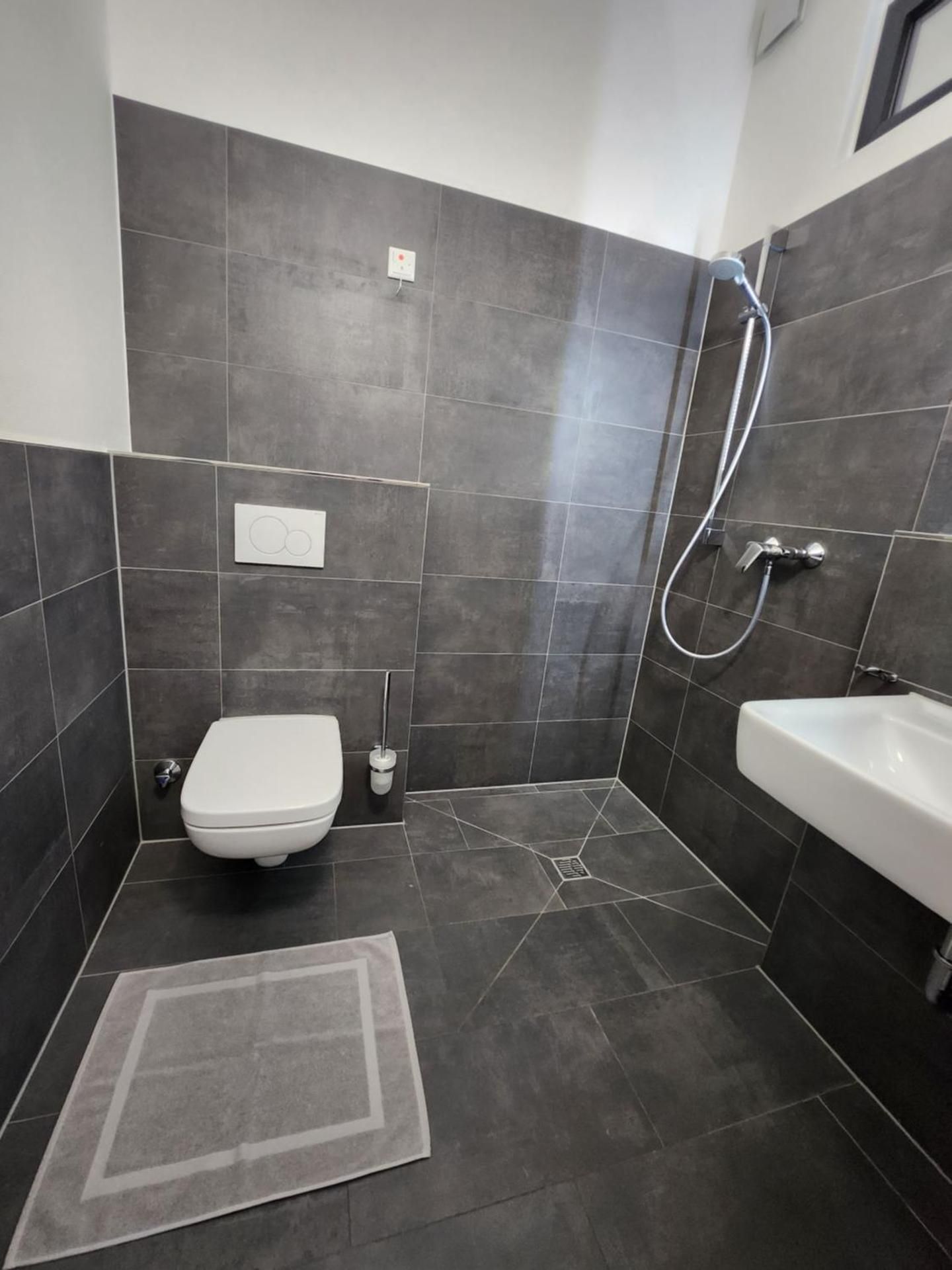 Single Room with Shower