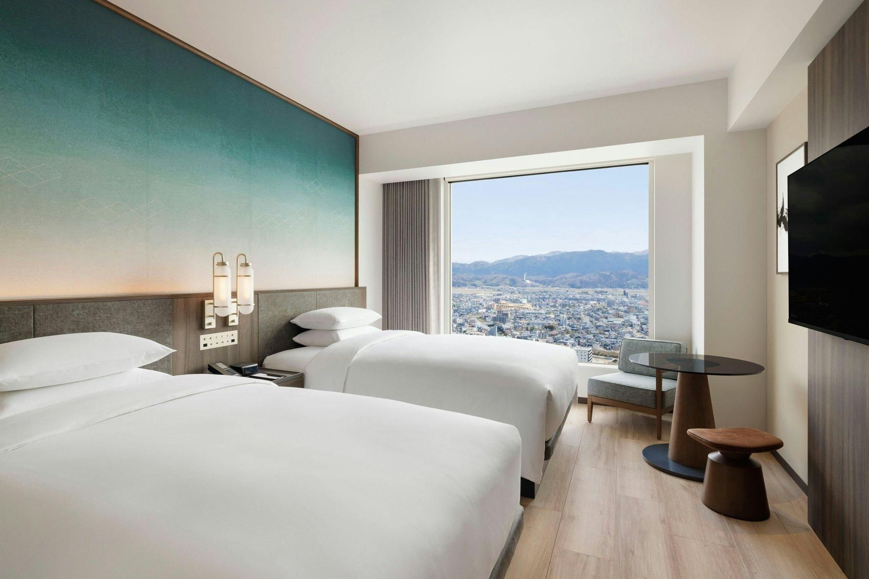 Deluxe, Guest room, 2 Double, Mountain view