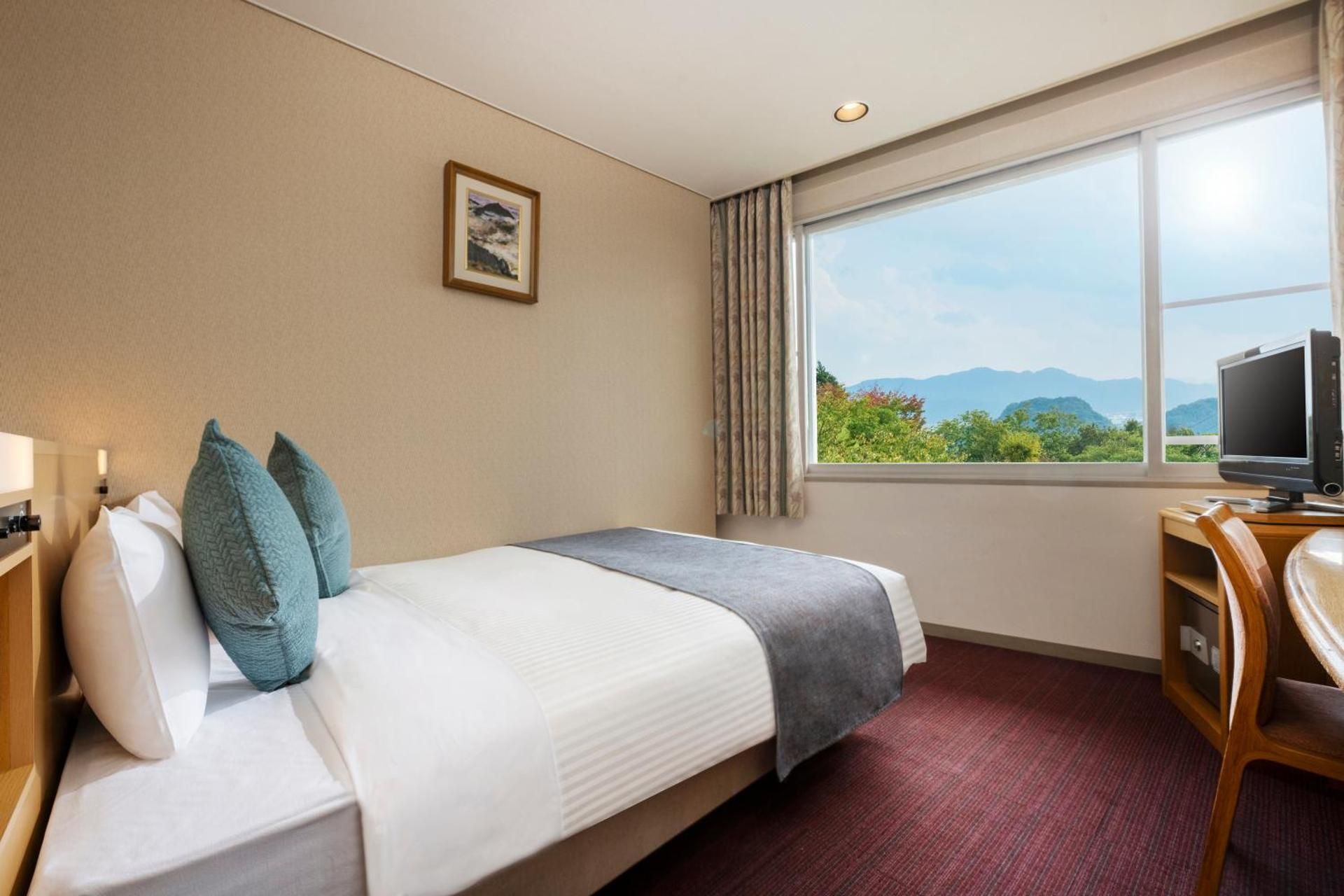 Double Room with Private Bathroom - Non-Smoking 
