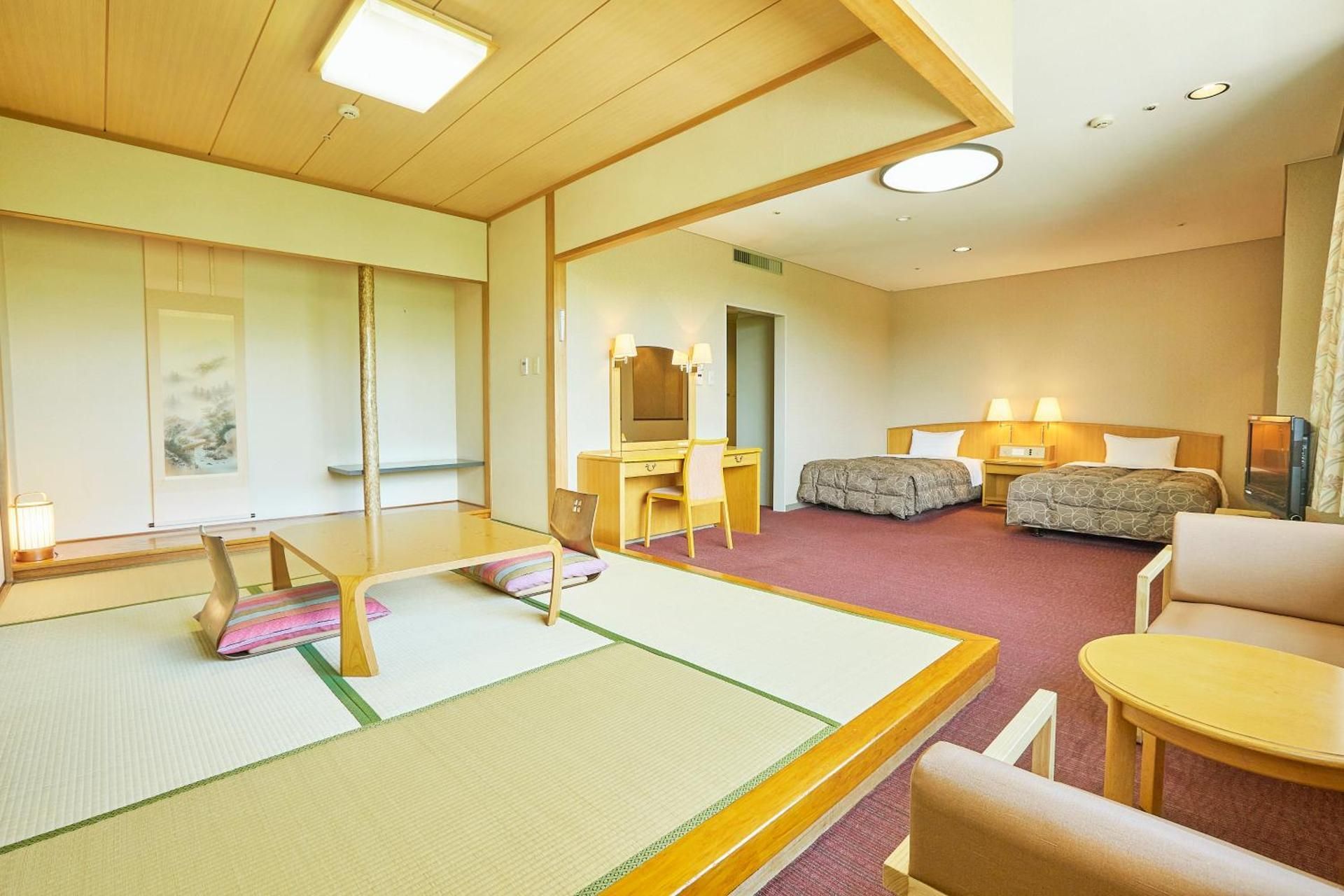 Japanese-Western style Room (With Private Bath)