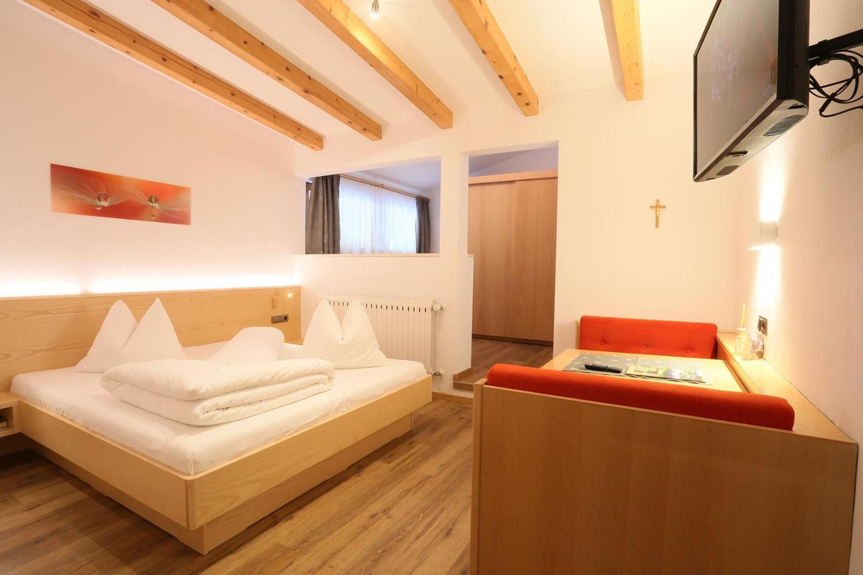 Large Double Room