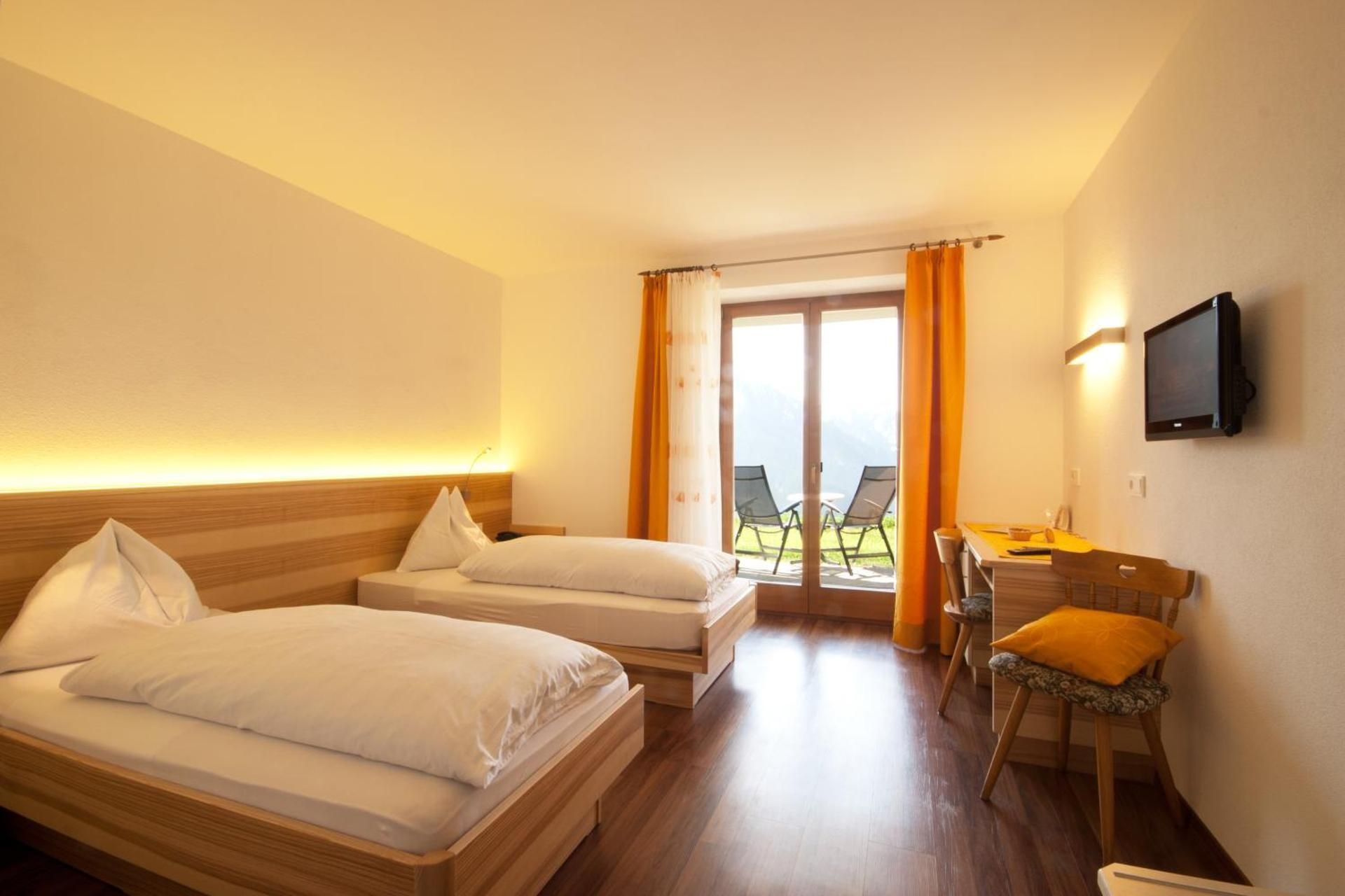Double Room with Mountain View