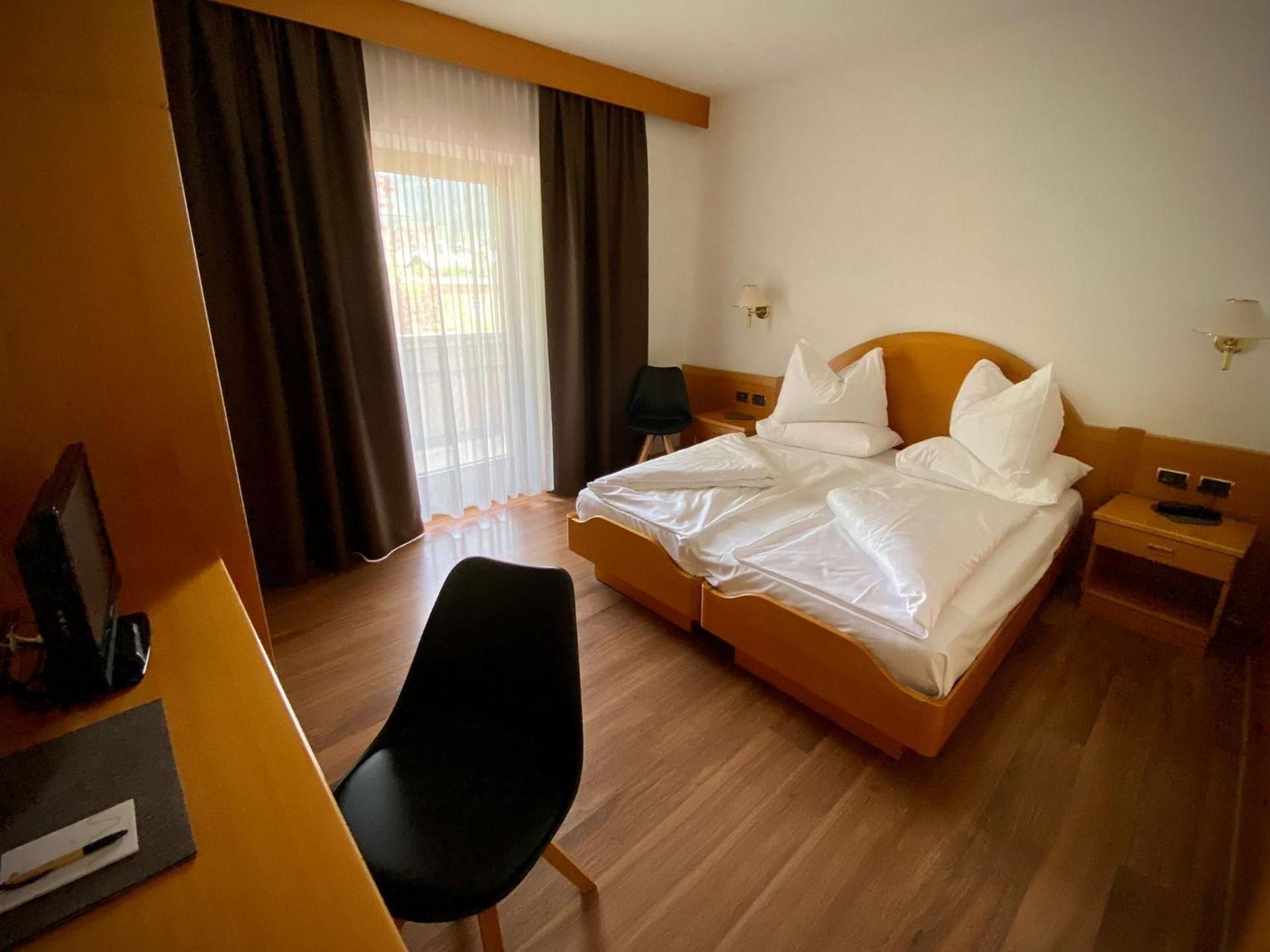 Large Double Room