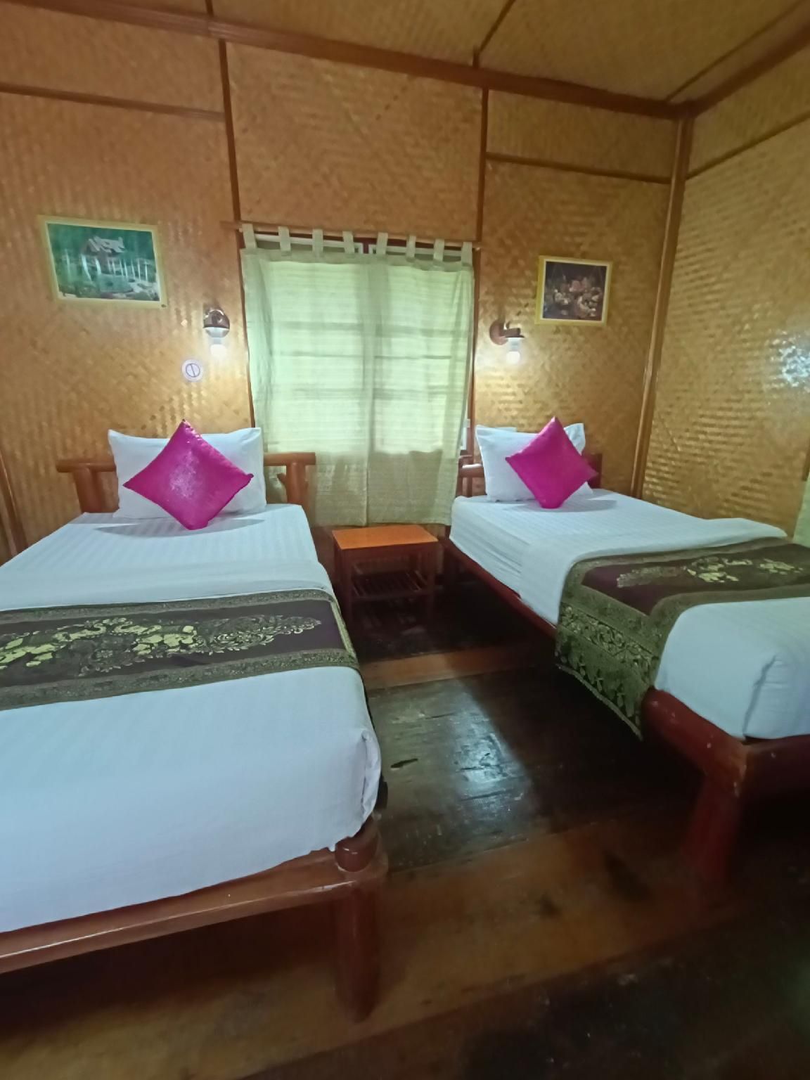 MG Guesthouse Deluxe Bungalow 2