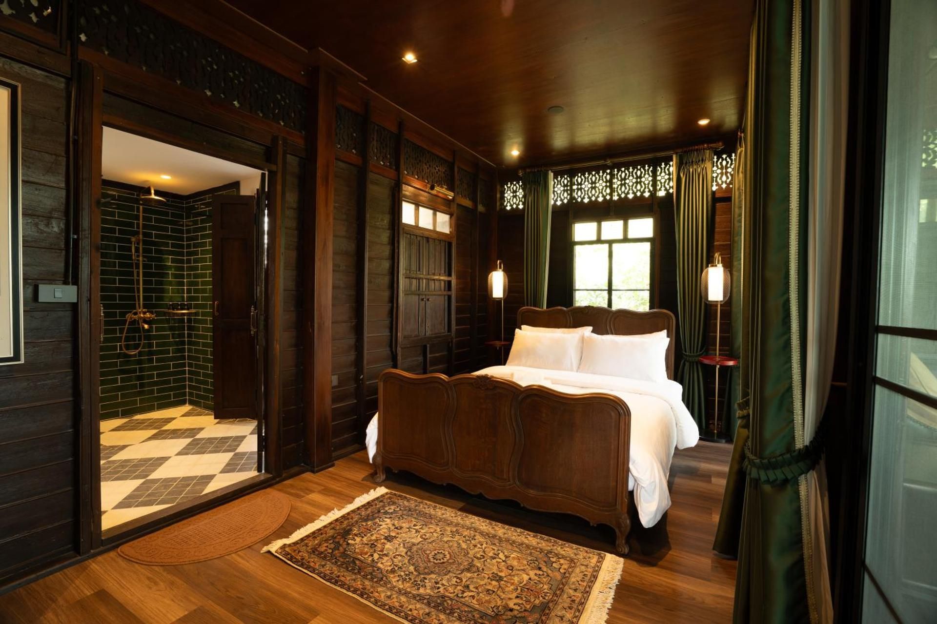 Double Room with Lake View