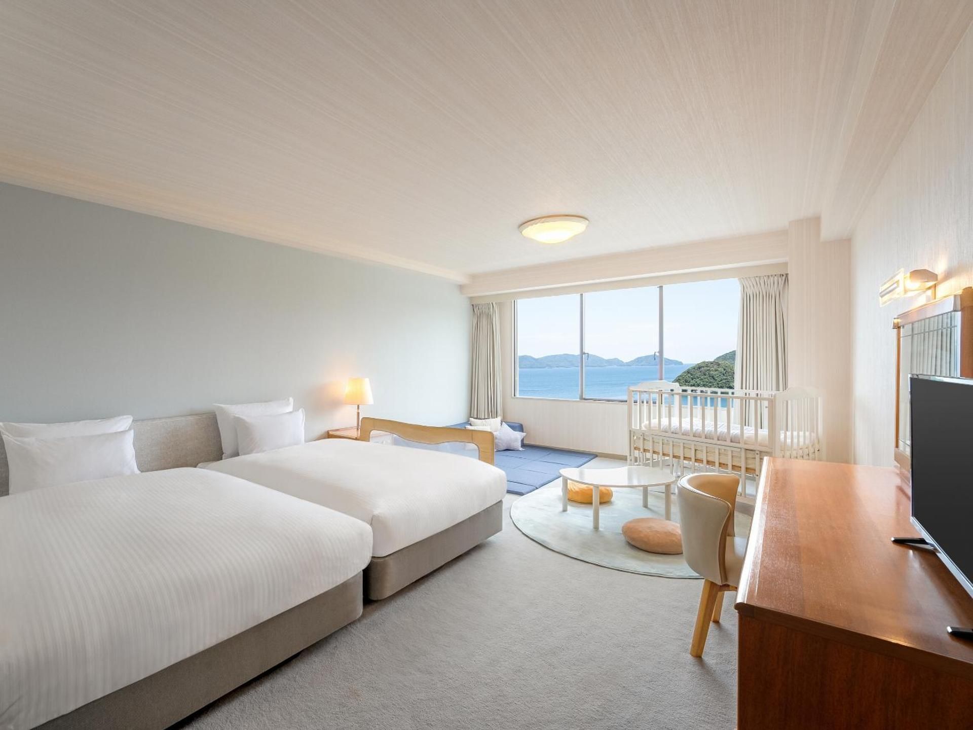 Classic Room with Ocean/Sea View - Family Friendly
