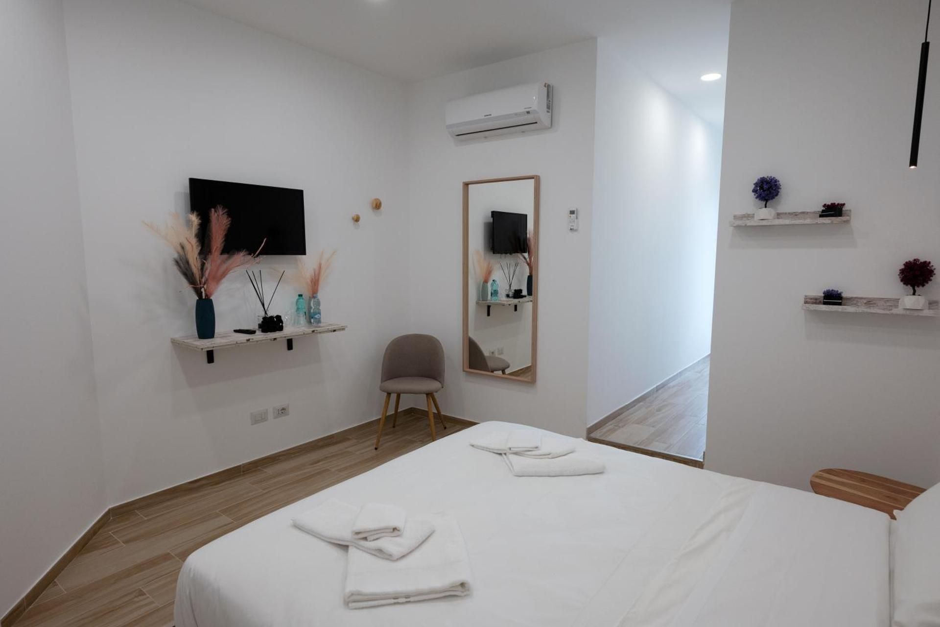 Large Double Room