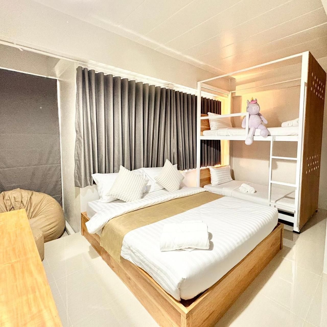 Yoi Hotel krabi Family Room 2