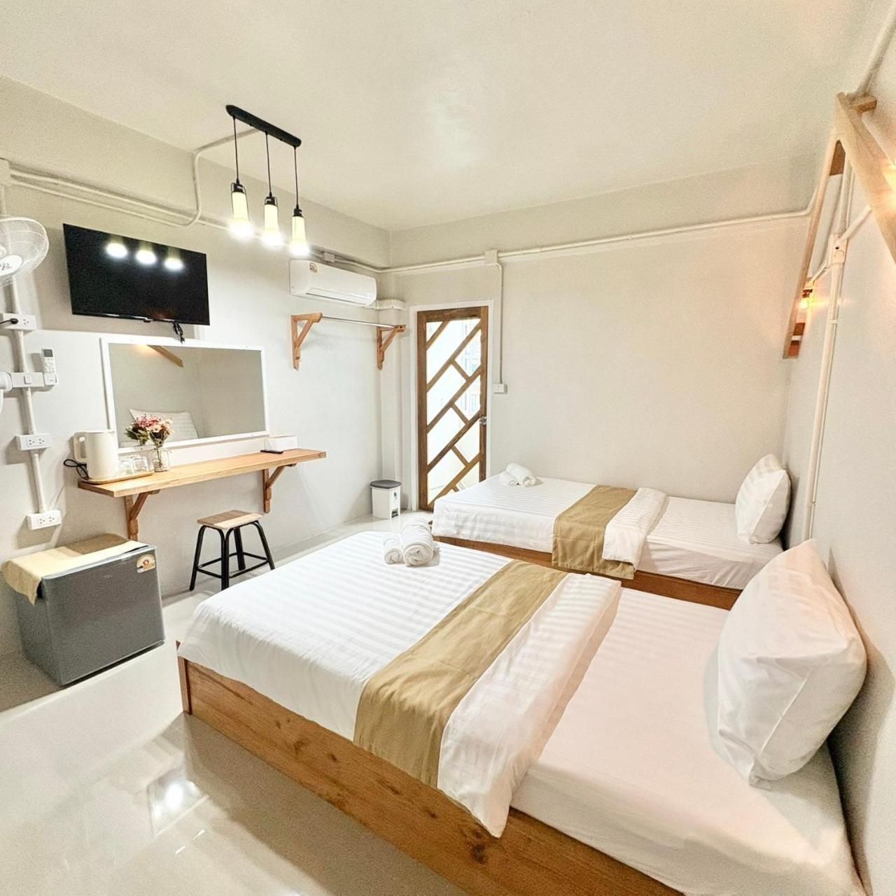 Twin Room with Balcony