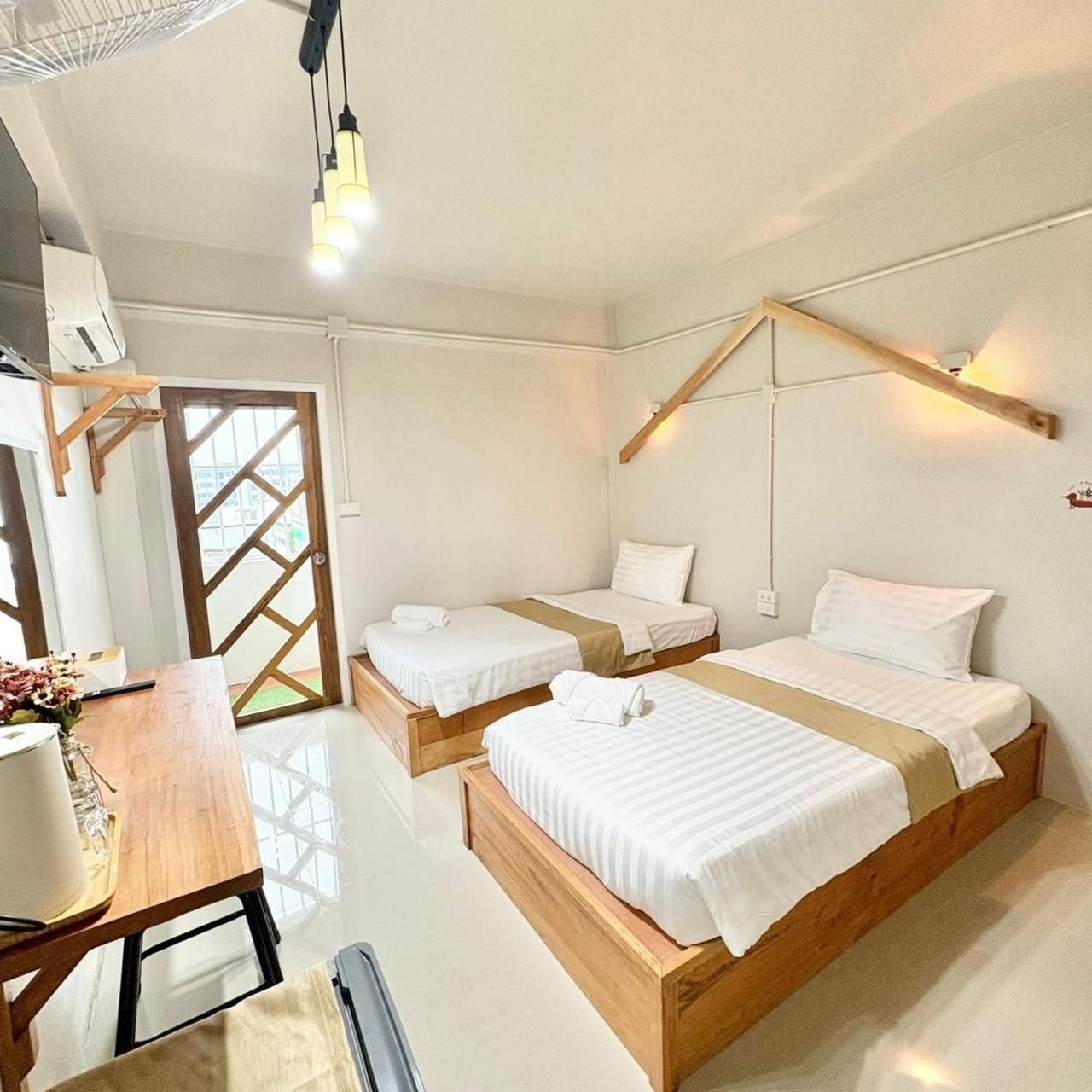 Twin Room with Balcony