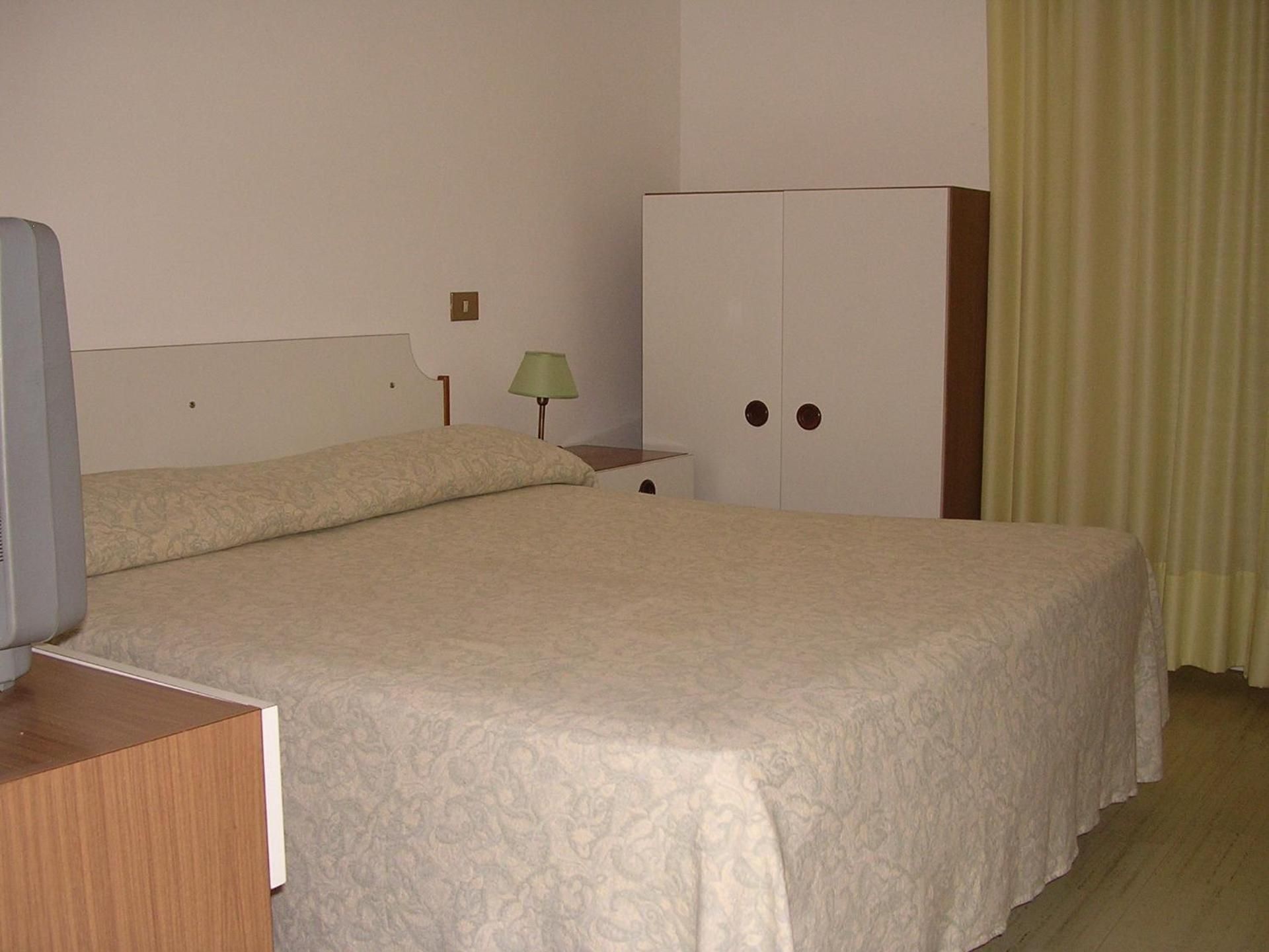 Double or Twin Room with Sea View