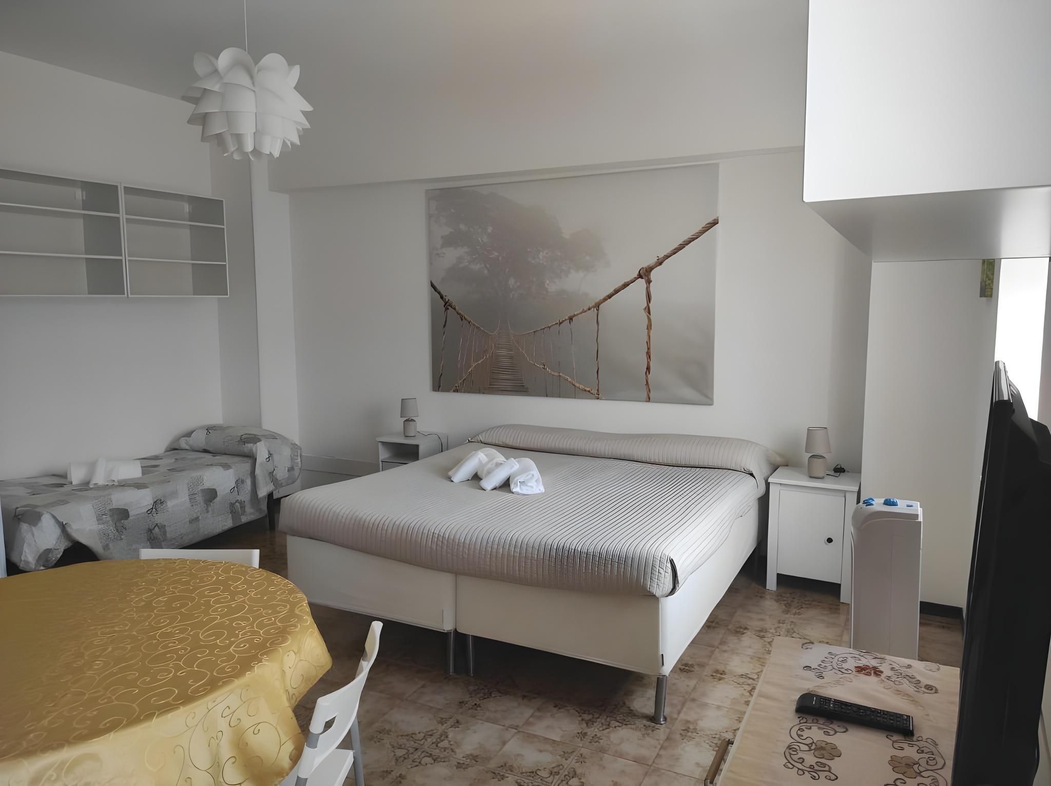 MONOLOCALI DA VINCI Studio Apartment