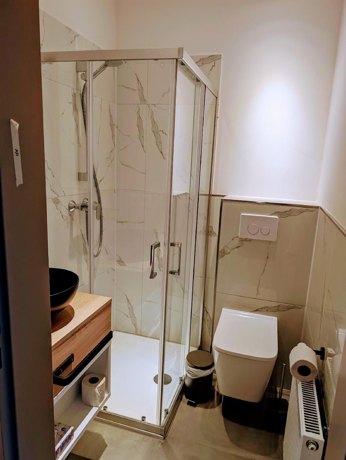 Hotel Tausendschön Doppelzimmer-Classic-Eigenes Badezimmer 3