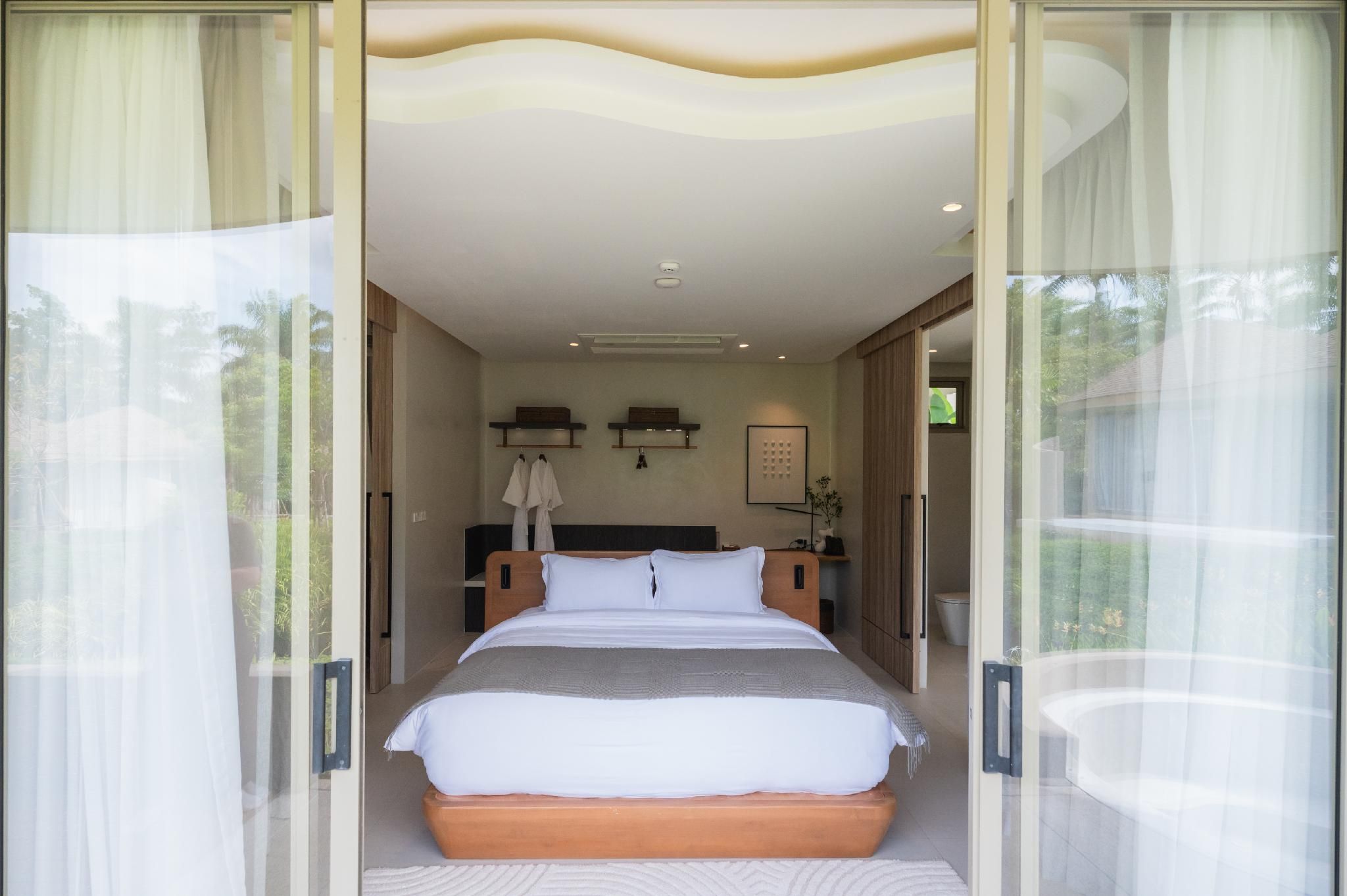 1 Bedroom King Suite