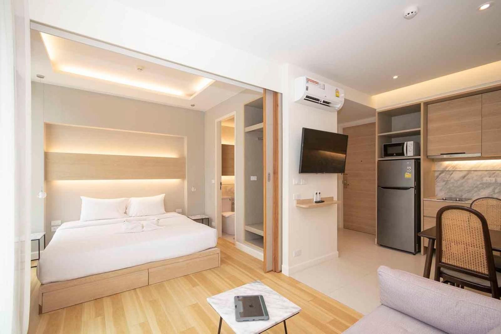 Apartment with Balcony