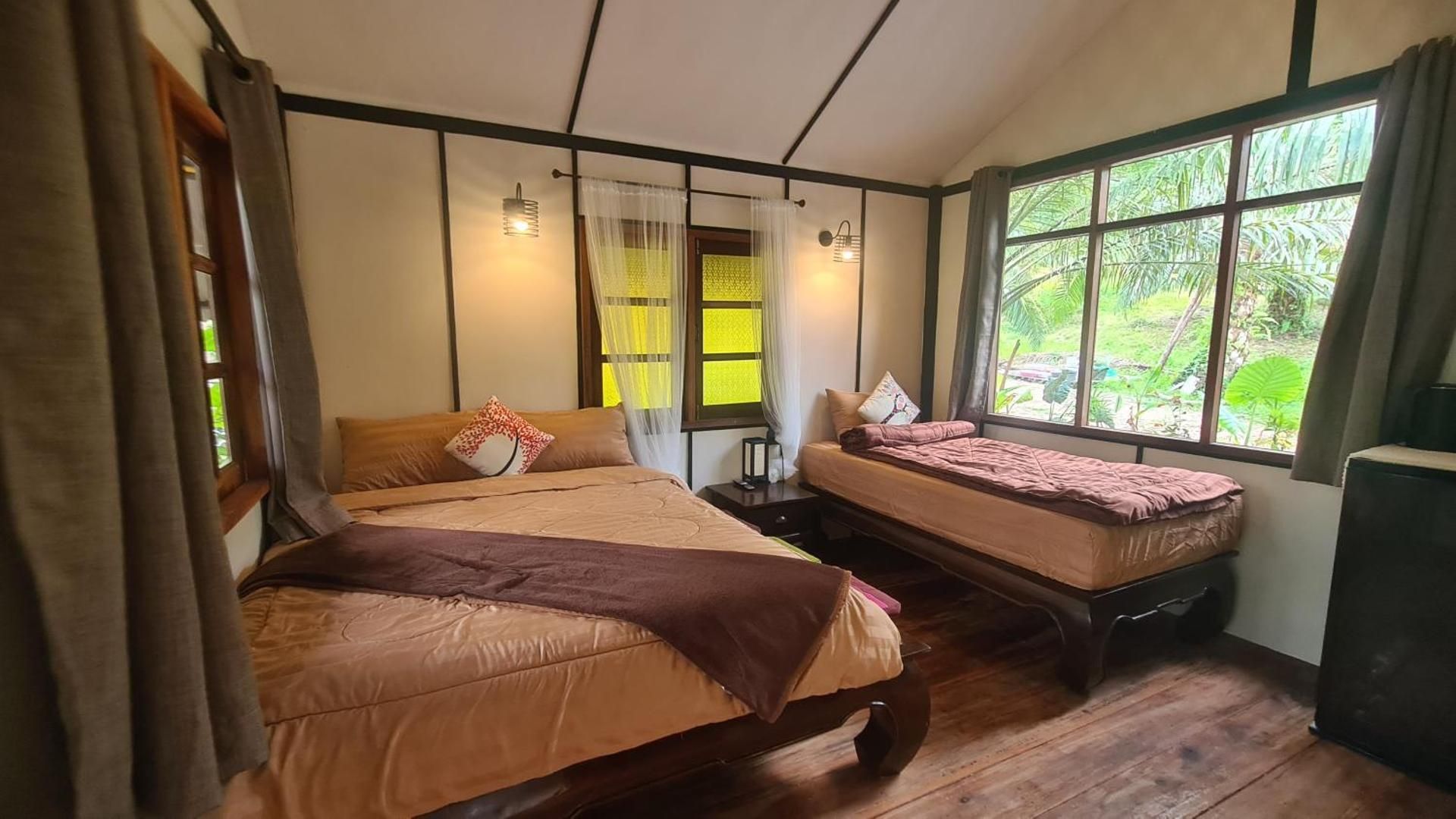 Deluxe Bungalow with Garden View