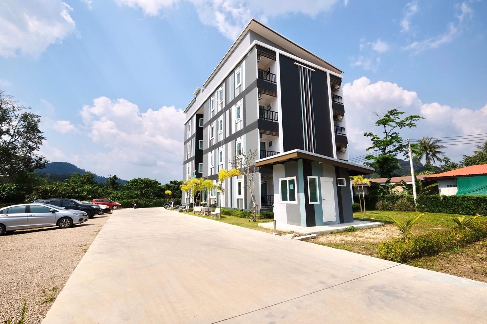 Living @ Sphere Family Room