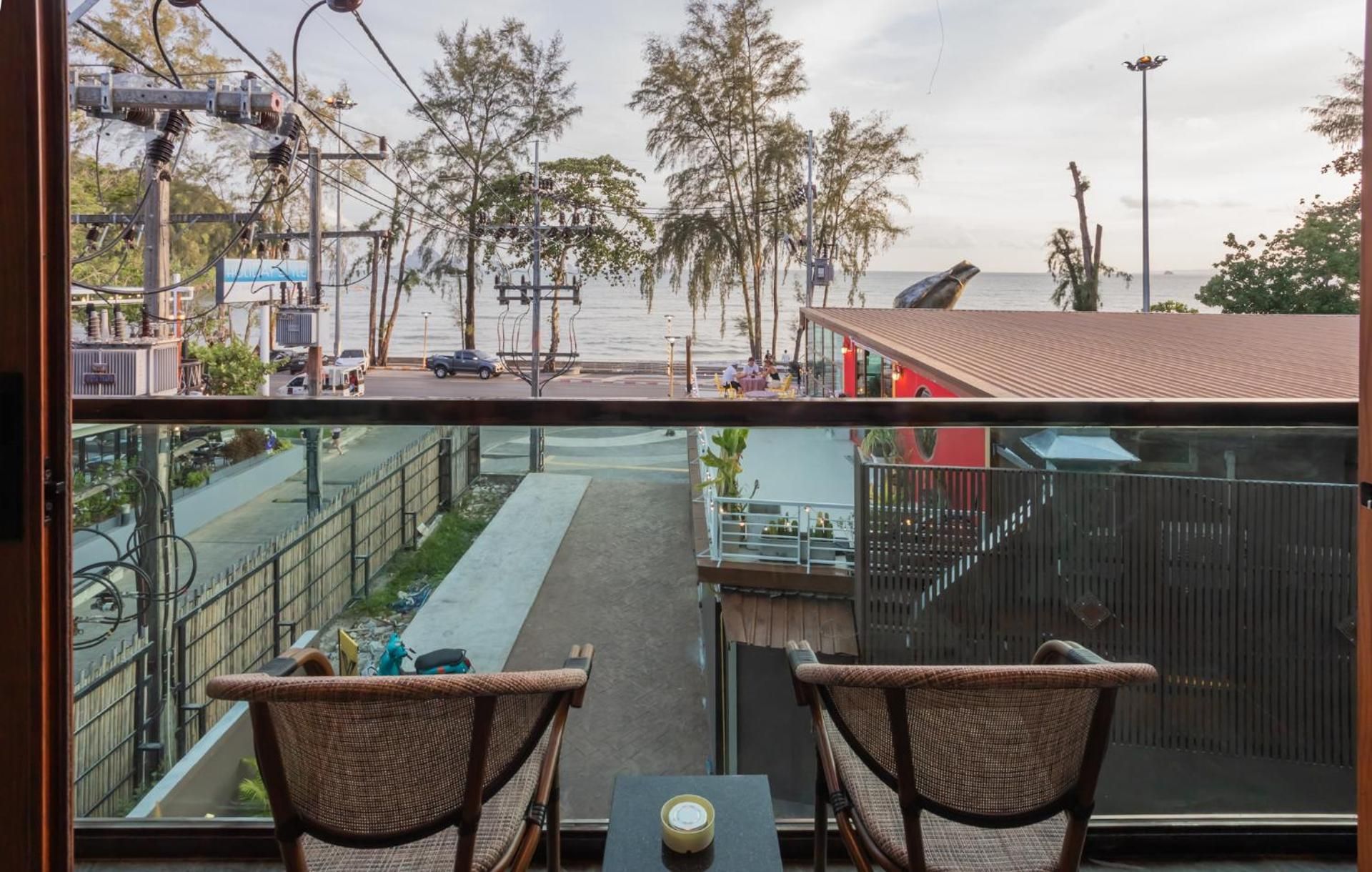 Premier Sea View