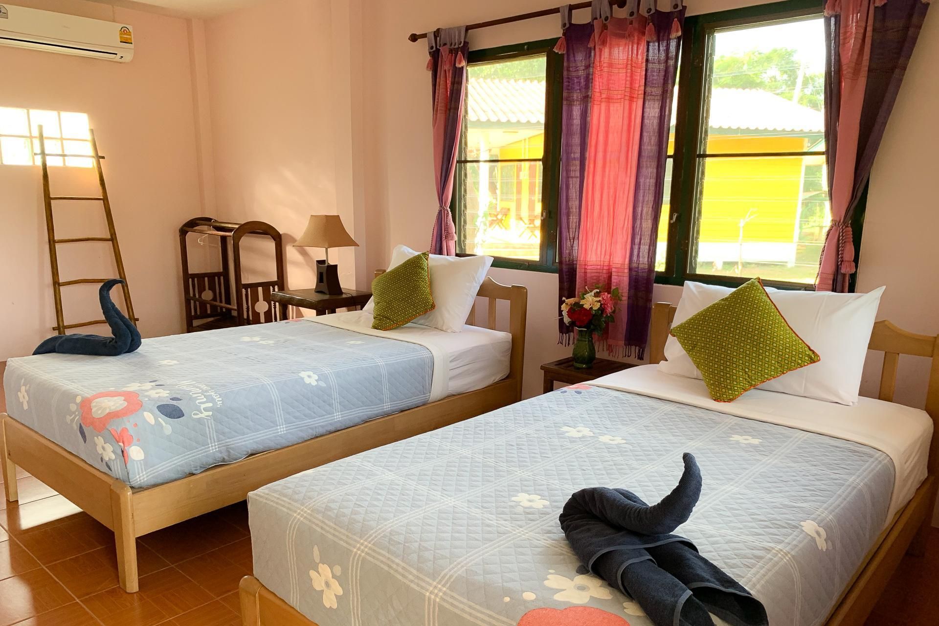 The Country Lake Nature Lodge Hotel Superior Twin Bedroom