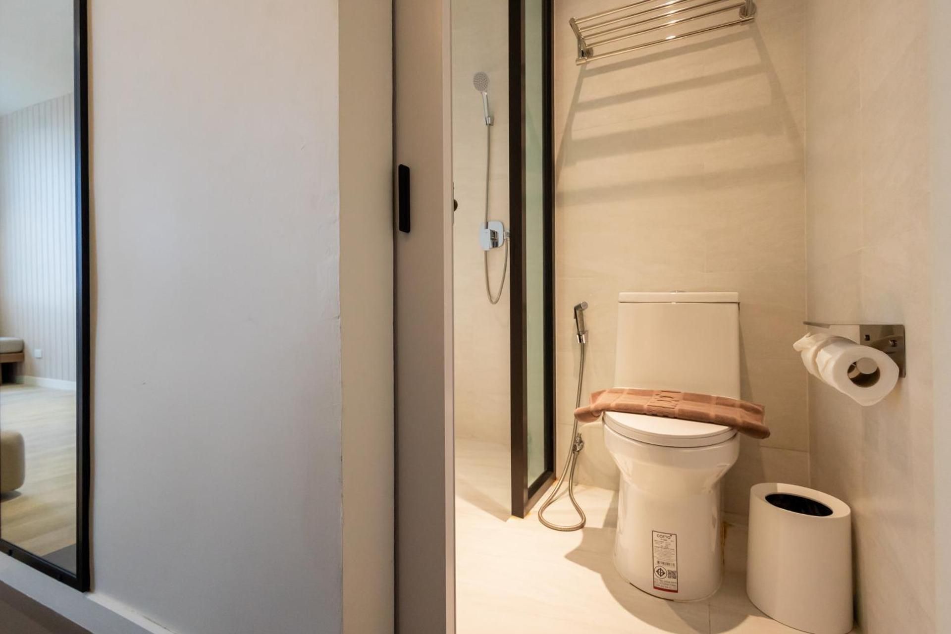 GOOD Nakhonsawan Hotel Deluxe Double Room 3