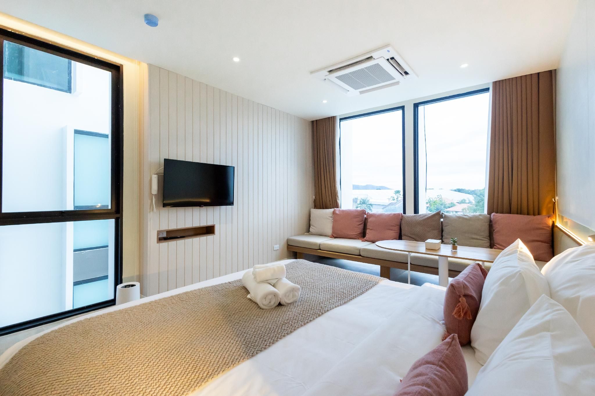 GOOD Nakhonsawan Hotel Deluxe Double Room 2