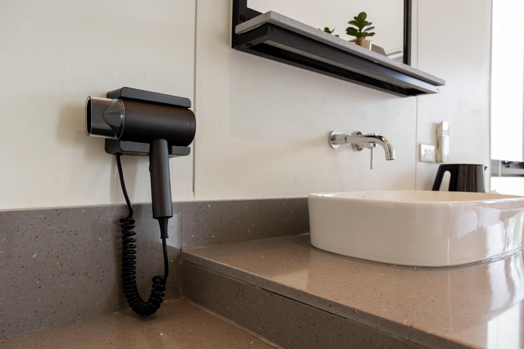 GOOD Nakhonsawan Hotel Deluxe Twin Room 3