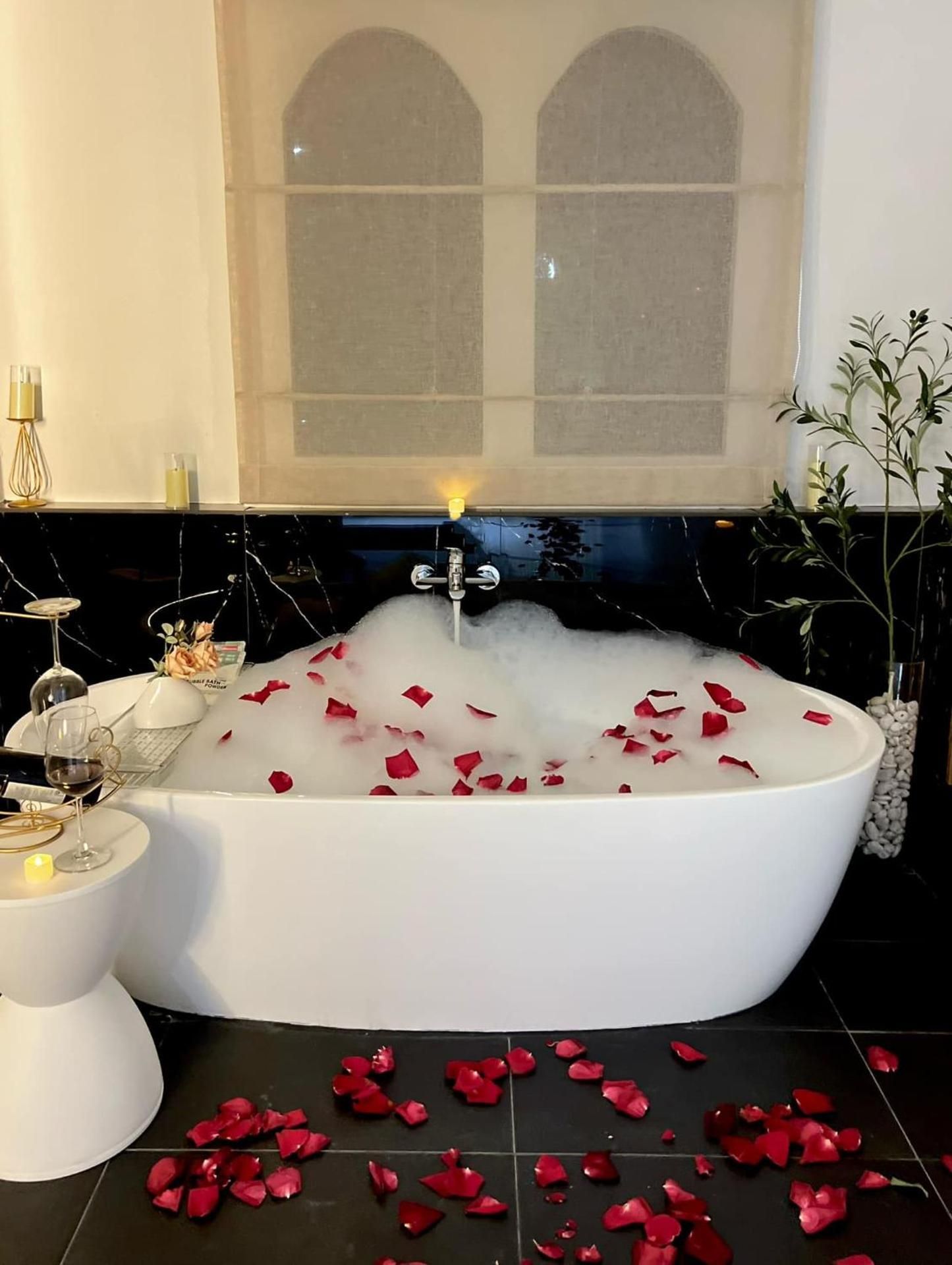 Sweet Jacuzzi