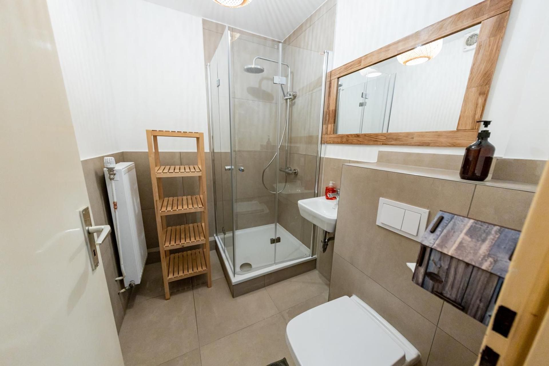One-Bedroom Apartment with Terrace