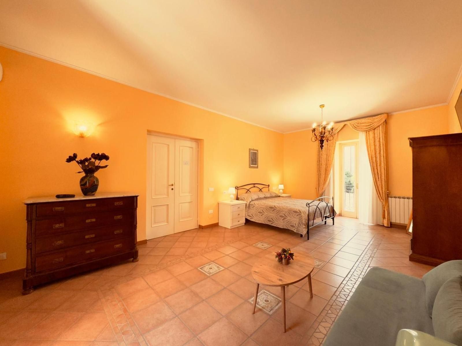 Quadruple Room with Terrace