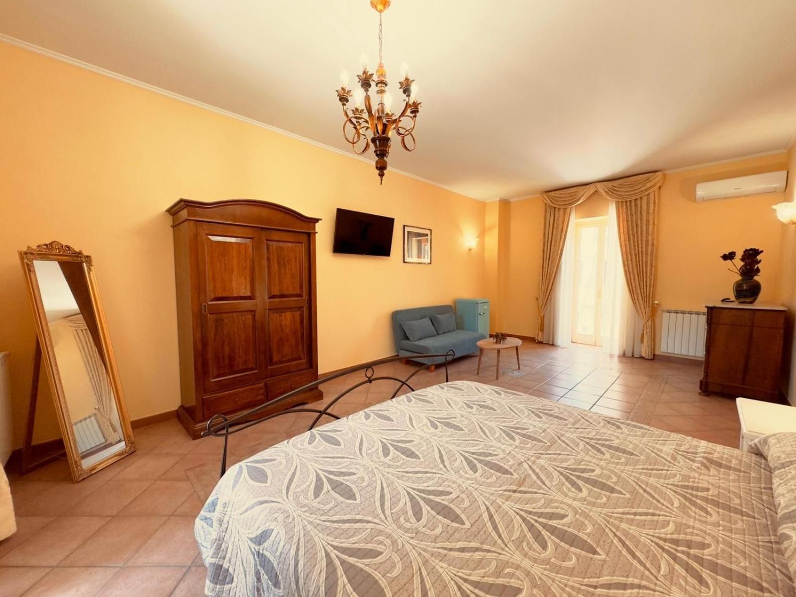 Quadruple Room with Terrace