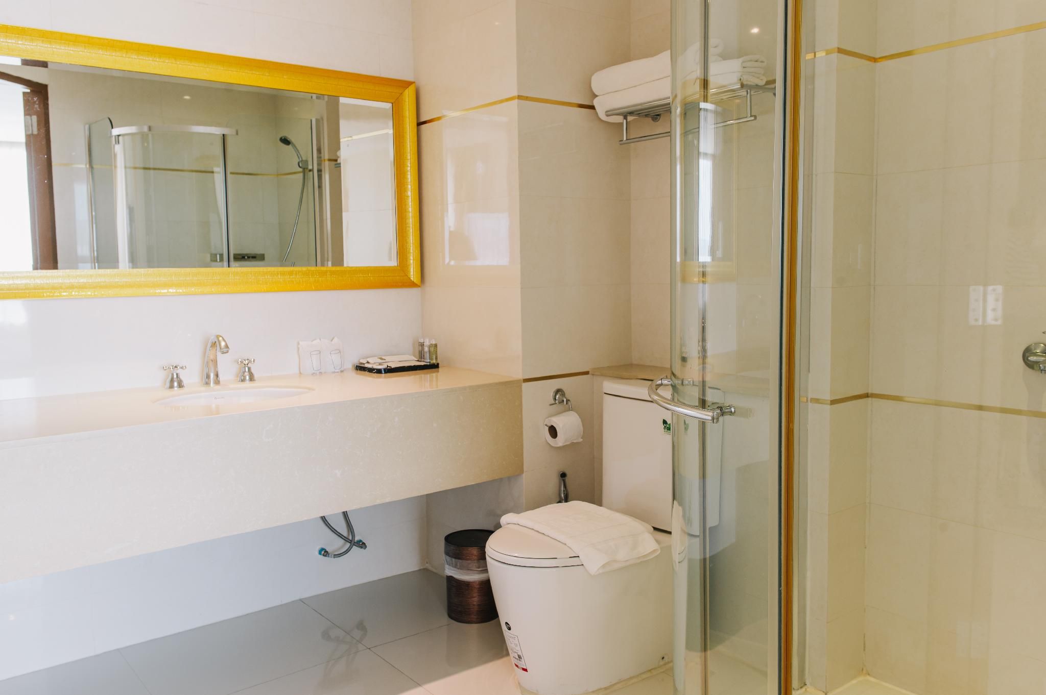 Deluxe Corner Double Room