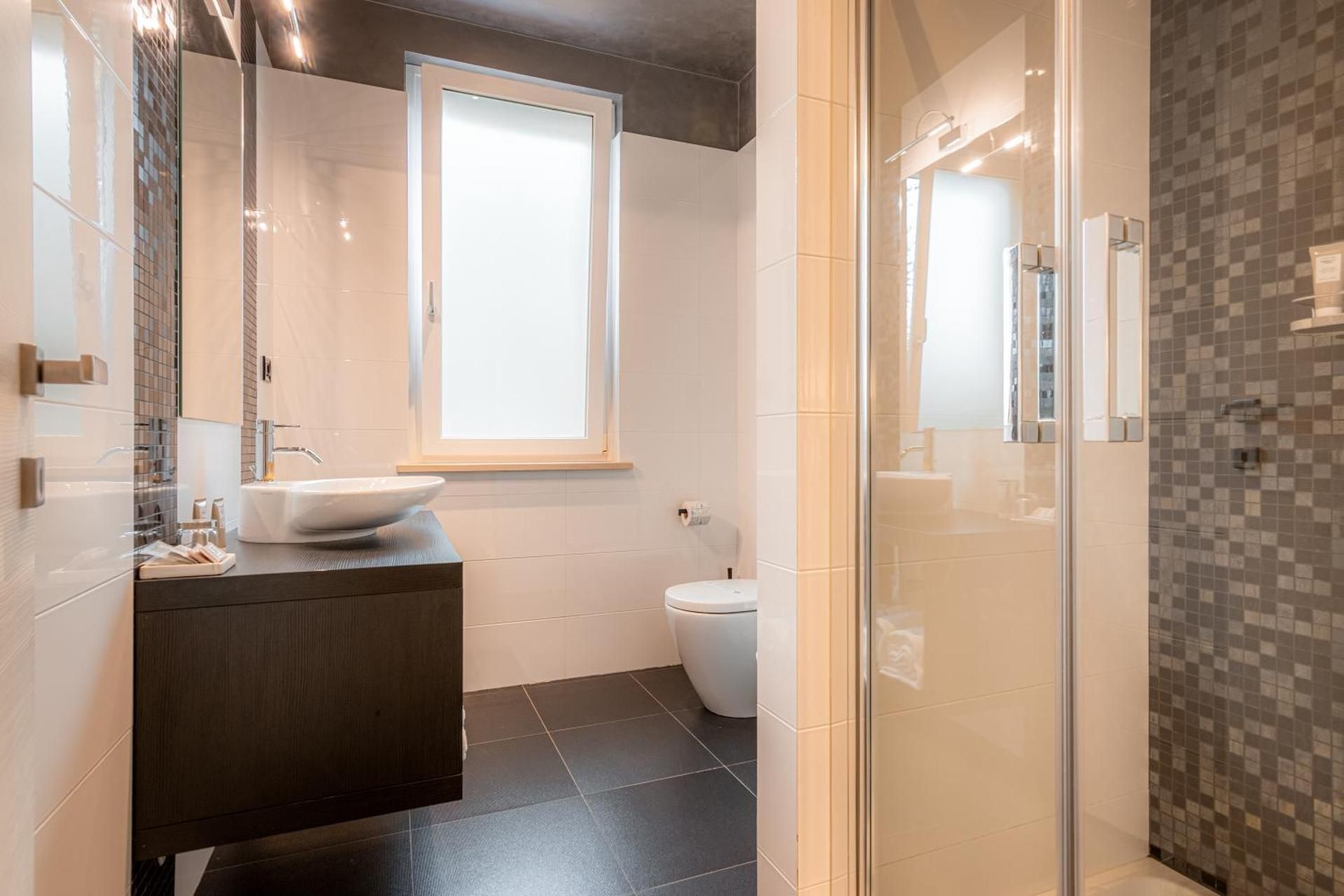 Casabianca Resort Superior Suite 3