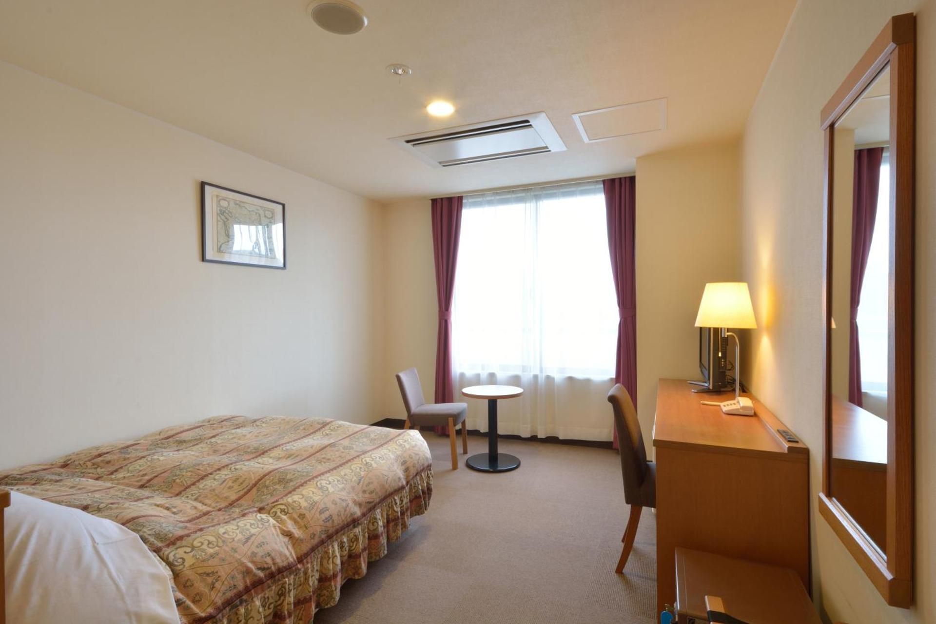 (No Daily Cleaning)Single Room - Smoking-Eco Plan