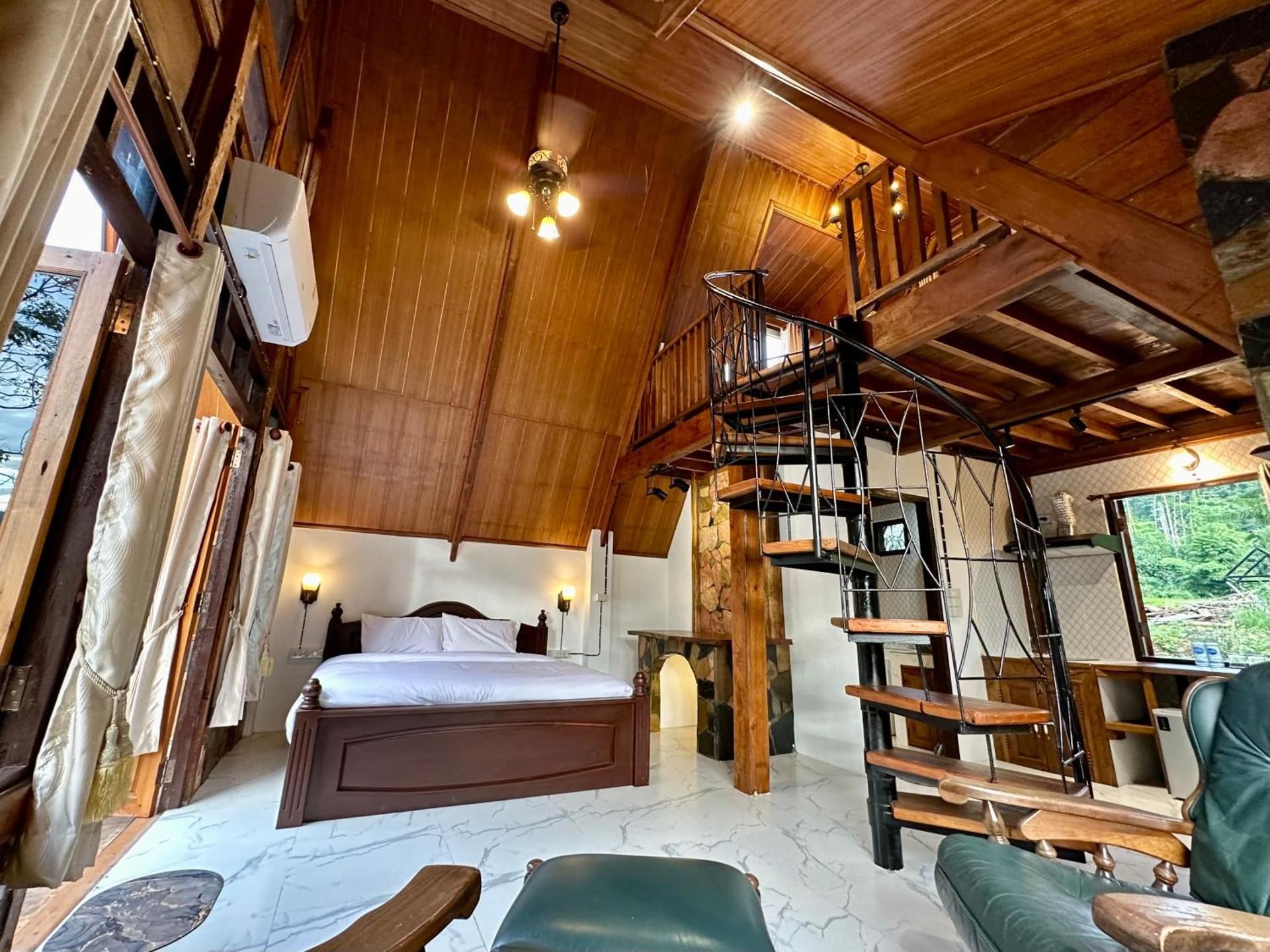 Superior Chalet