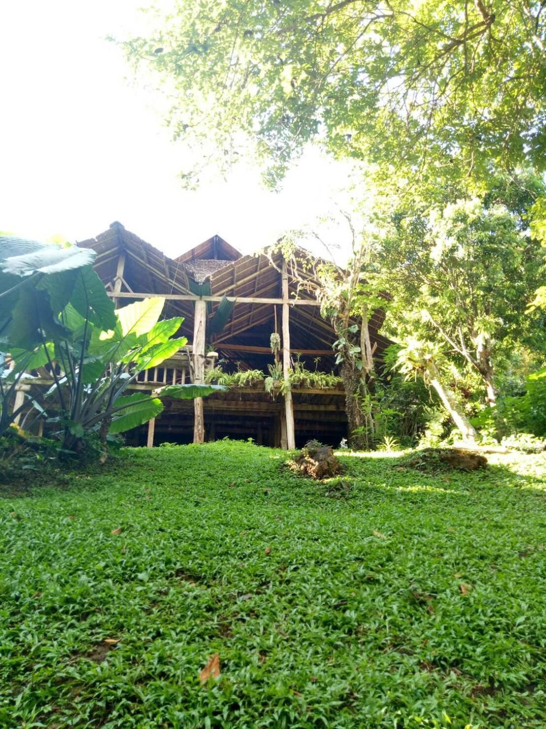 Cave Lodge