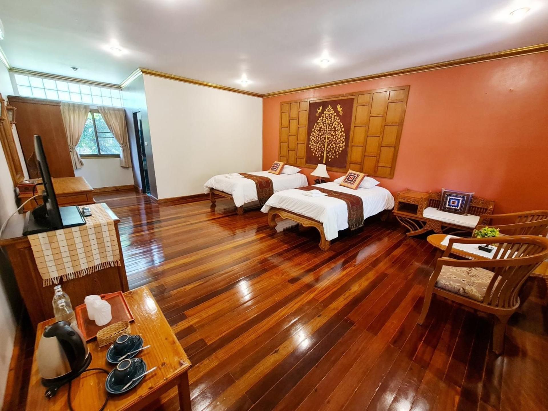 Deluxe Twin Room