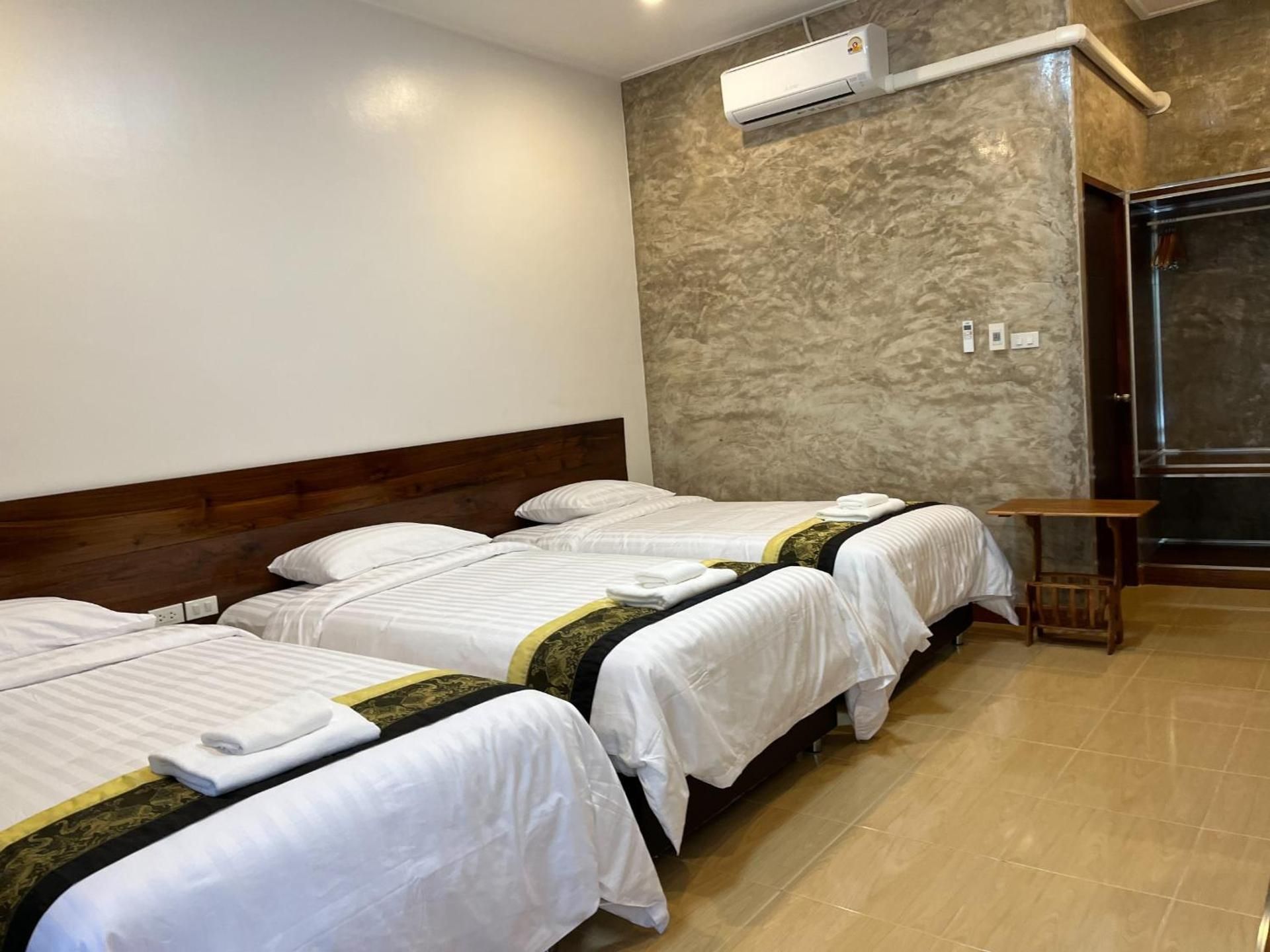 Triple Room with View