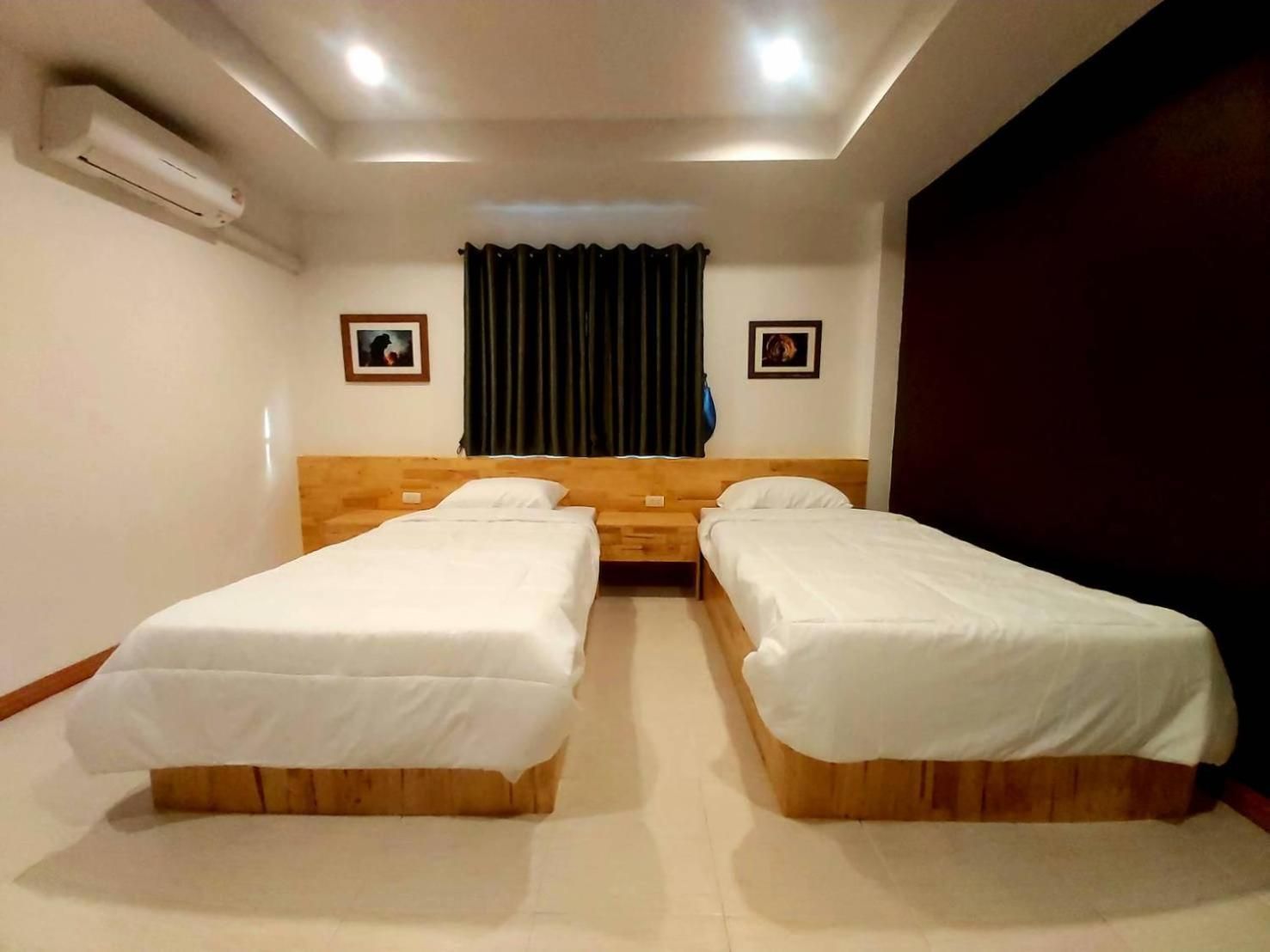 PeRim House Twin Room with Private Bathroom