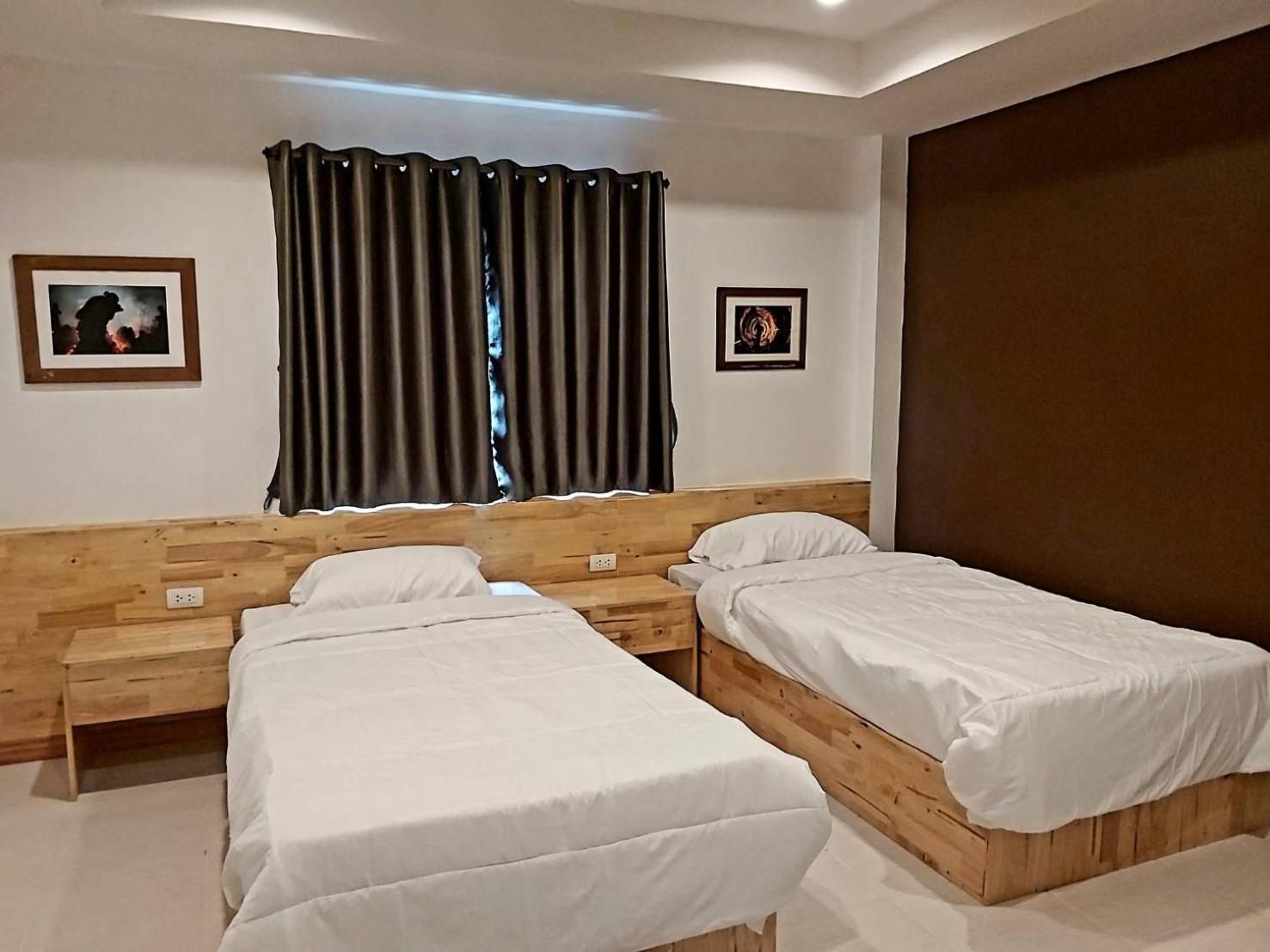 PeRim House Twin Room with Private Bathroom 2