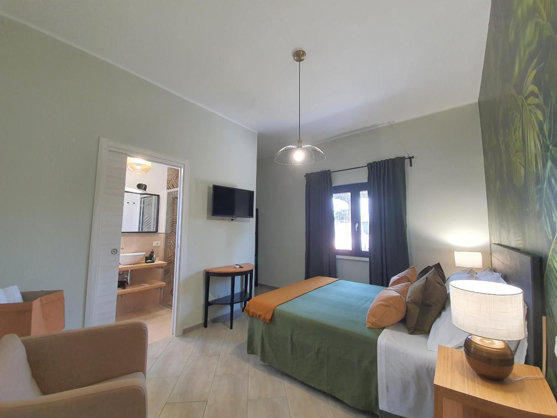 Double Room with Private Bathroom