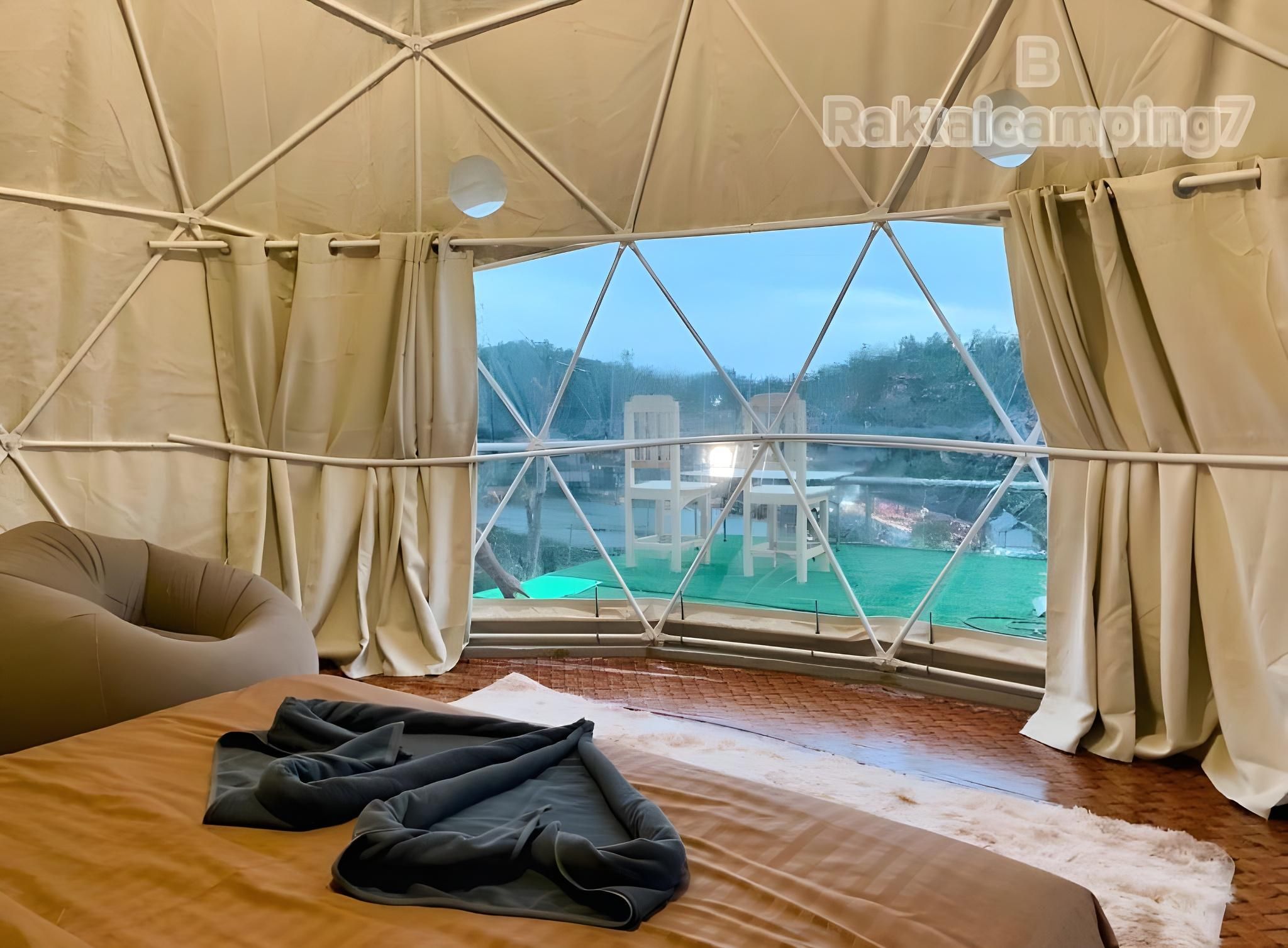 Rakthai Homestay - View of the Lake and Mountains, Not Far from the Water. Standard Room