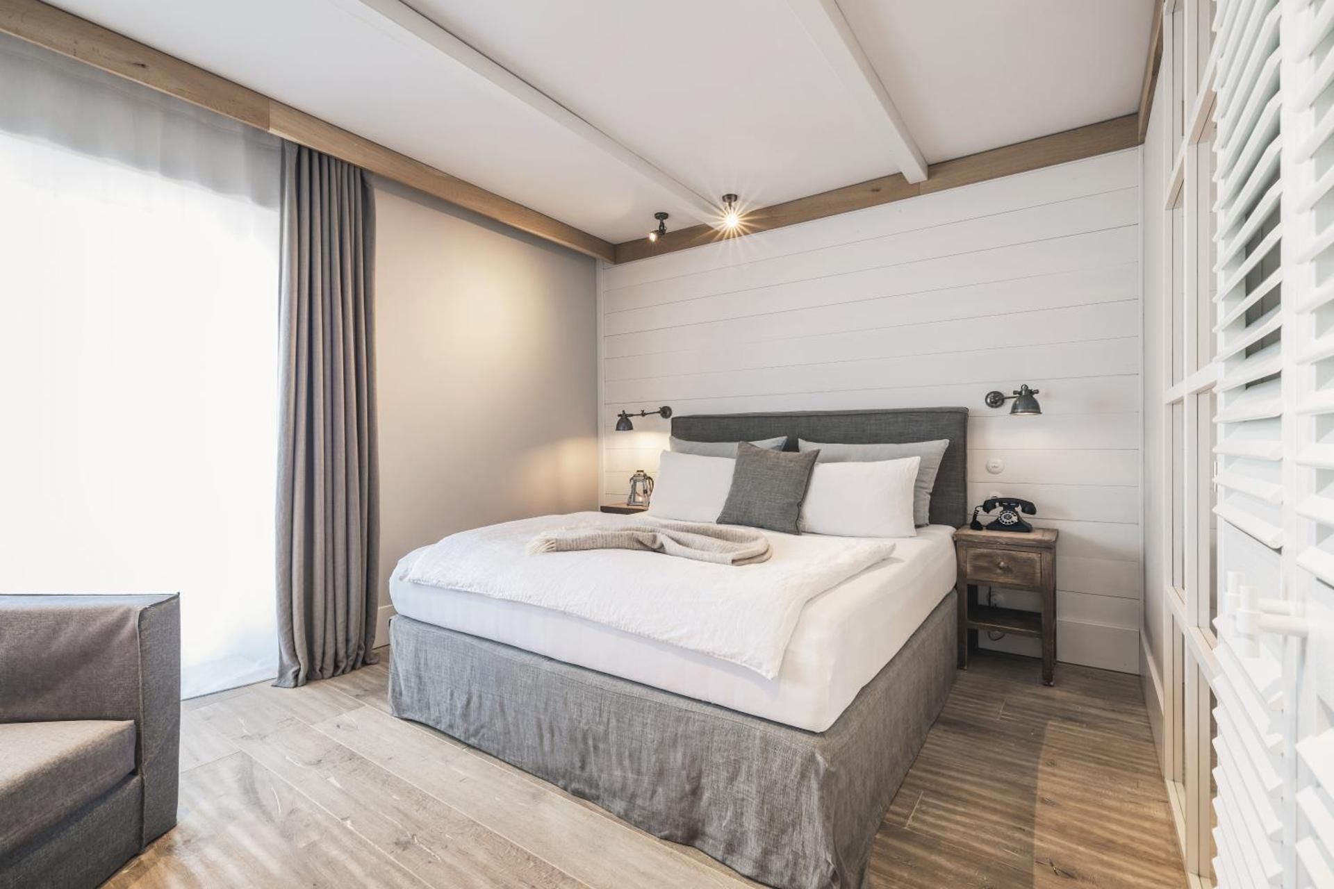 Classic Zimmer, teilweise mit Alkovenbett