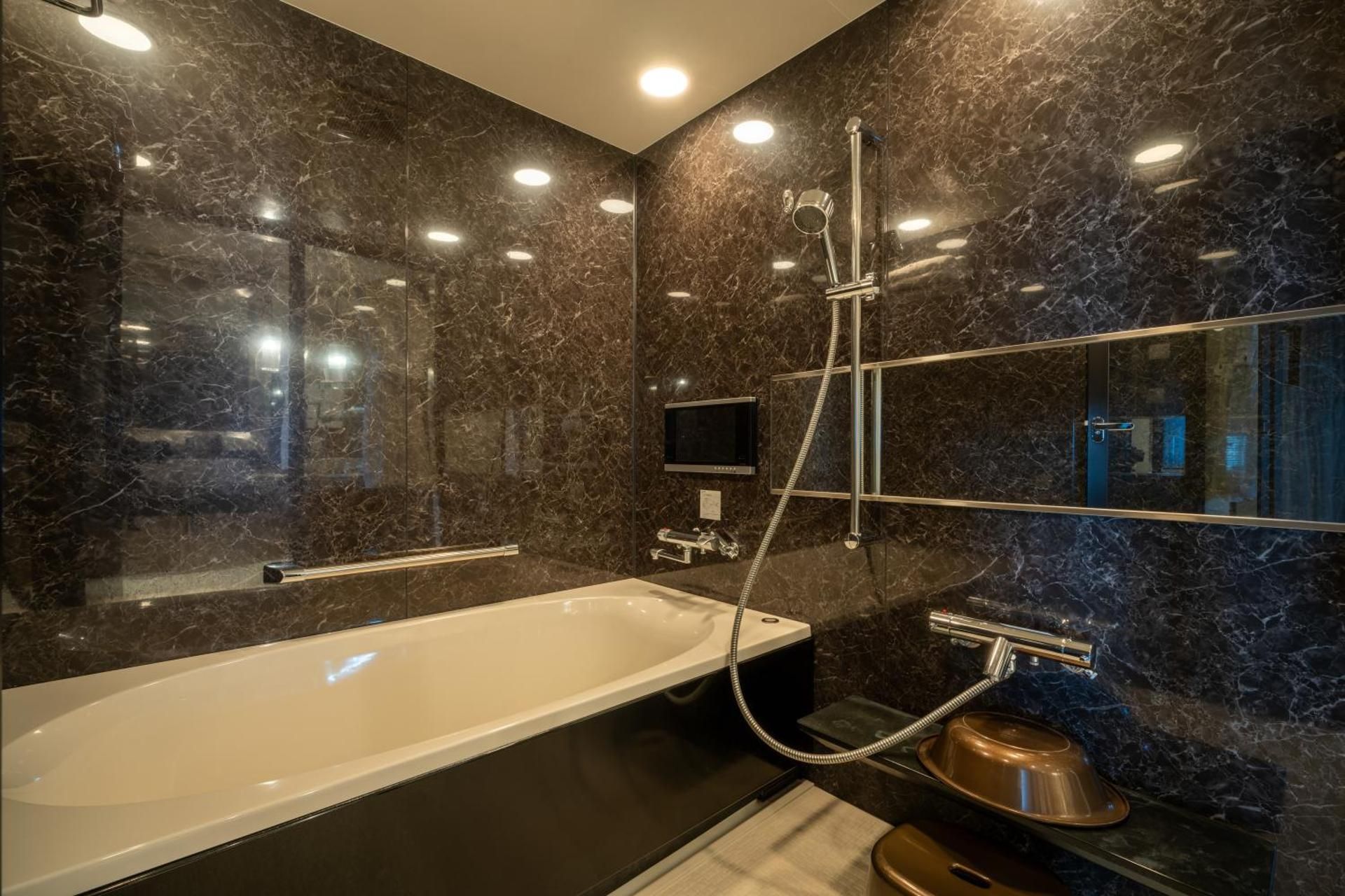 Standard Suite