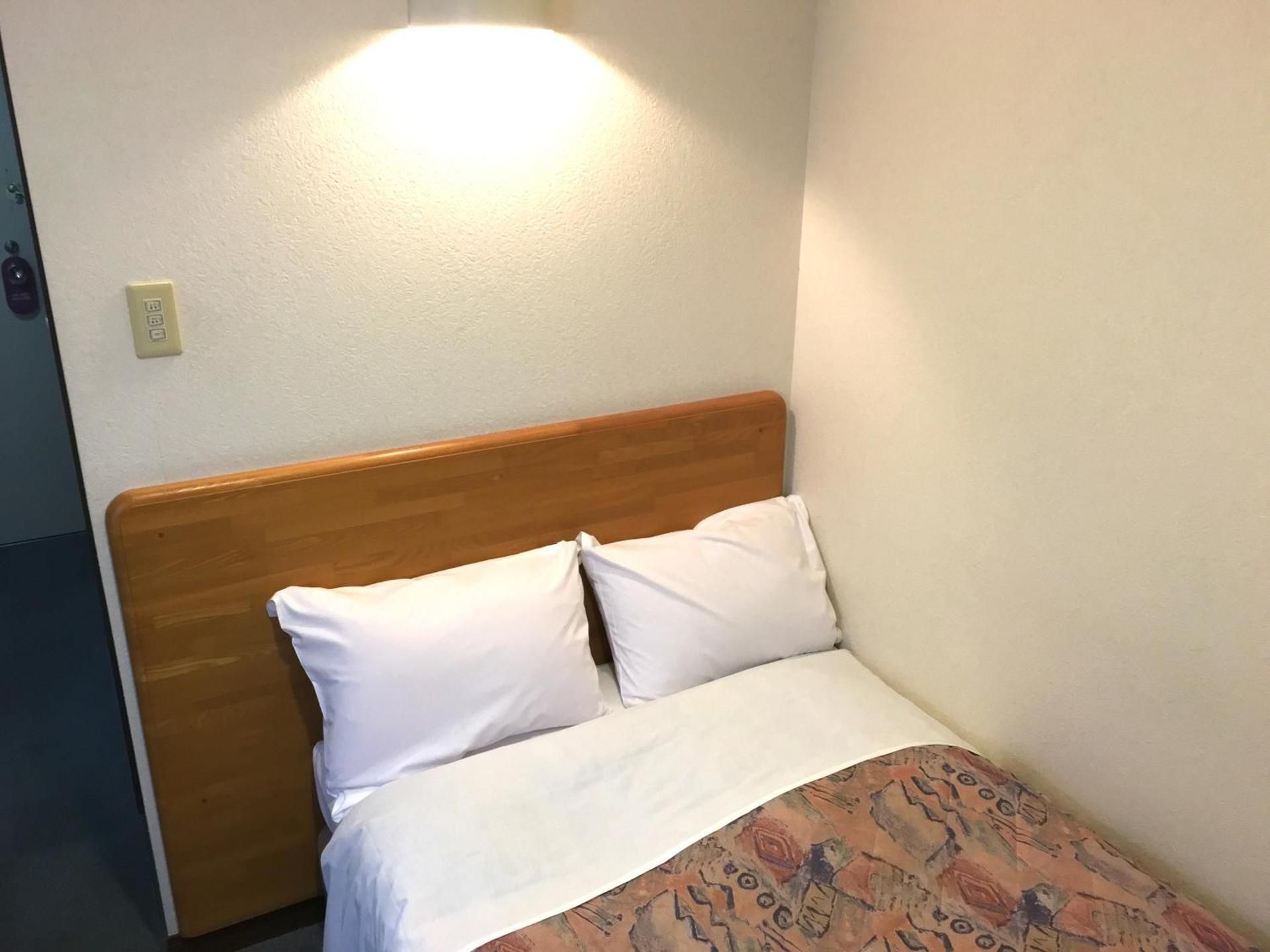 Single Room Annex - Smoking