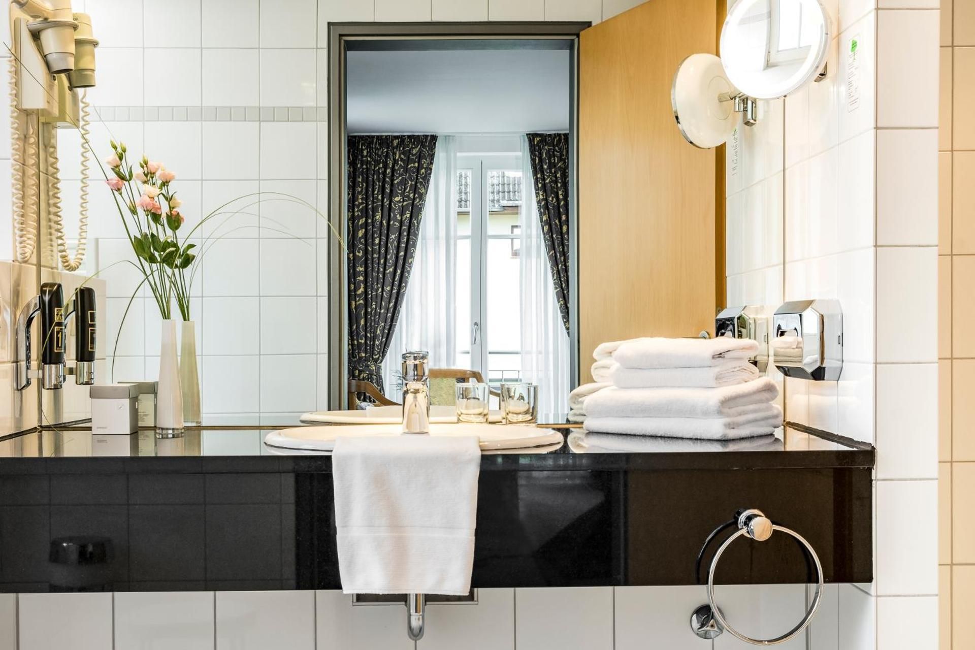Double or Twin Room with Shower - Annex 