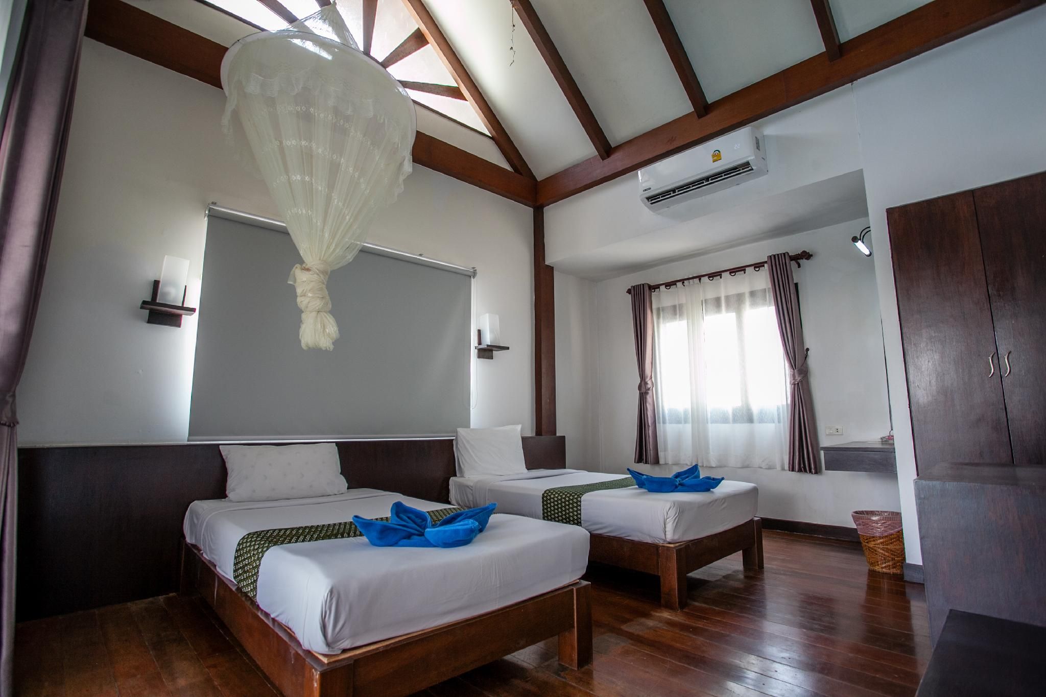 Phitarom Phi Phi Resort Deluxe Twin Bed