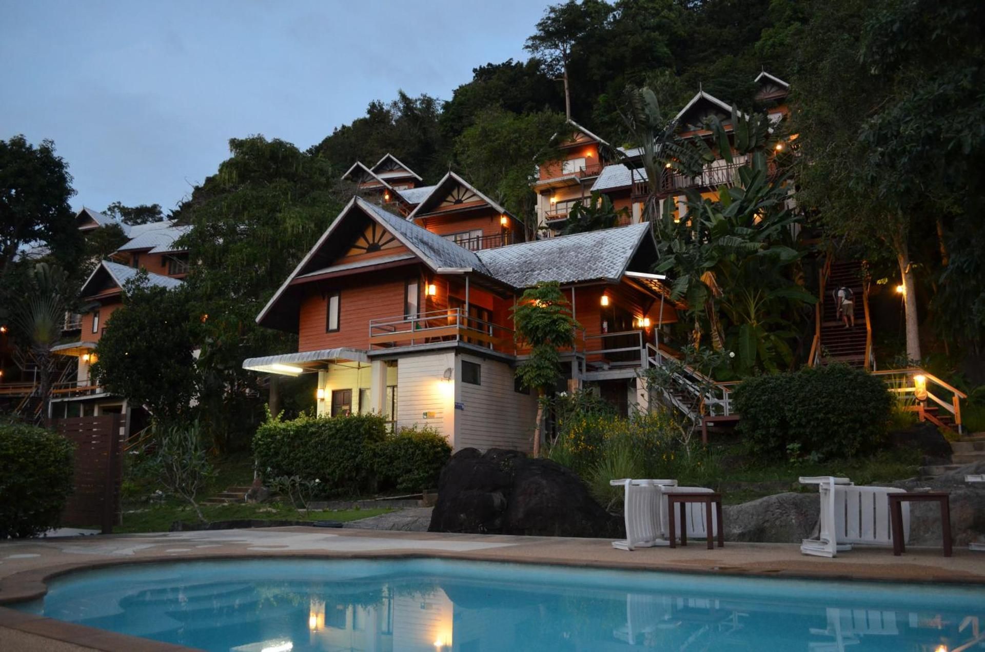 Phitarom Phi Phi Resort