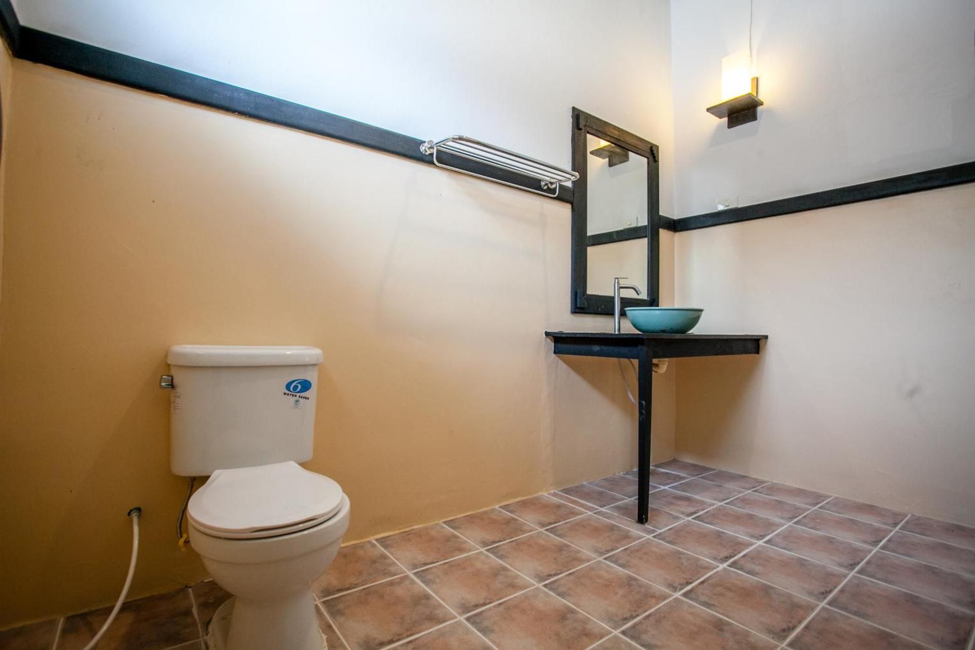 Phitarom Phi Phi Resort Deluxe Twin Bed 3