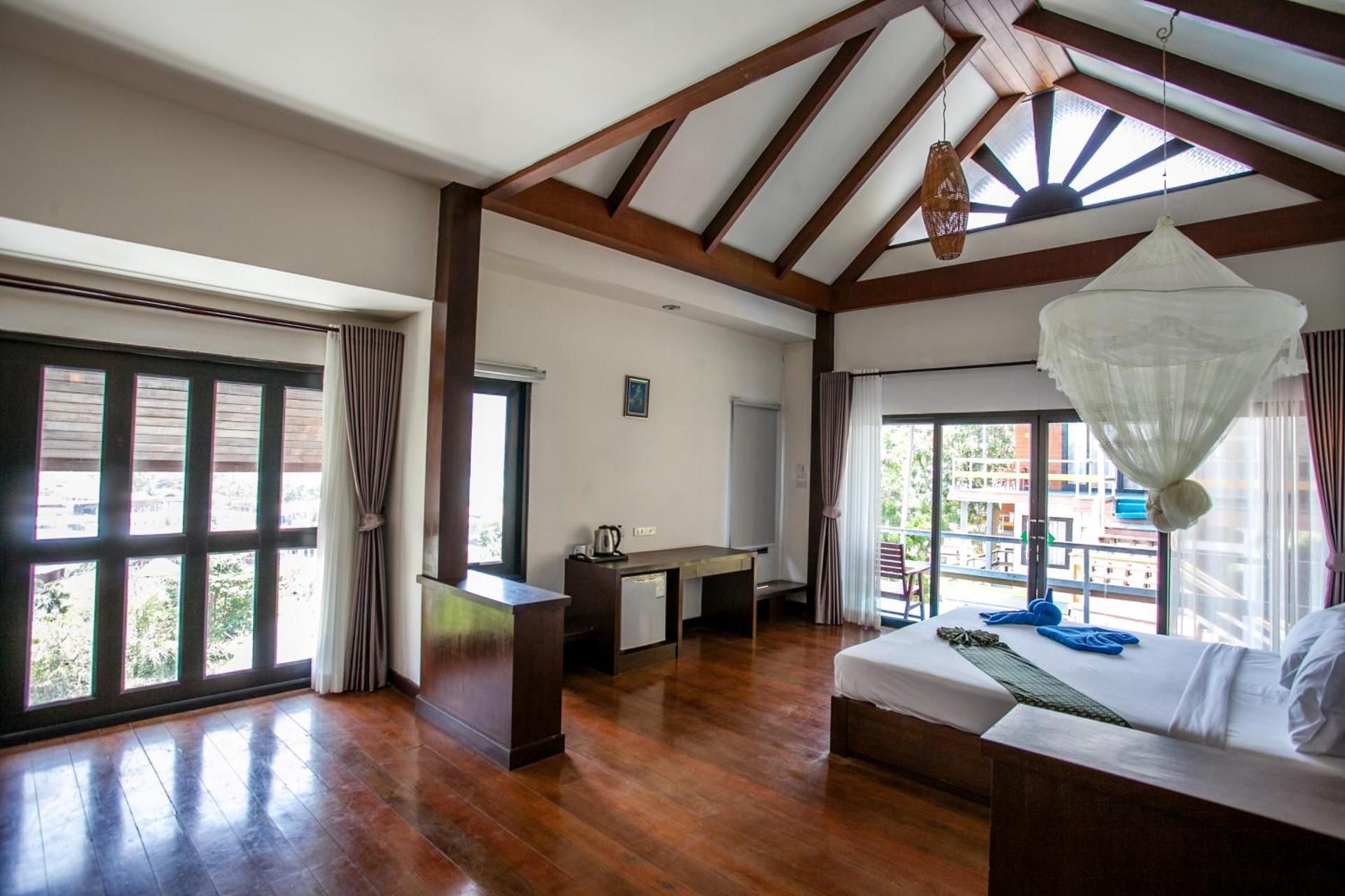 Super deluxe double bed